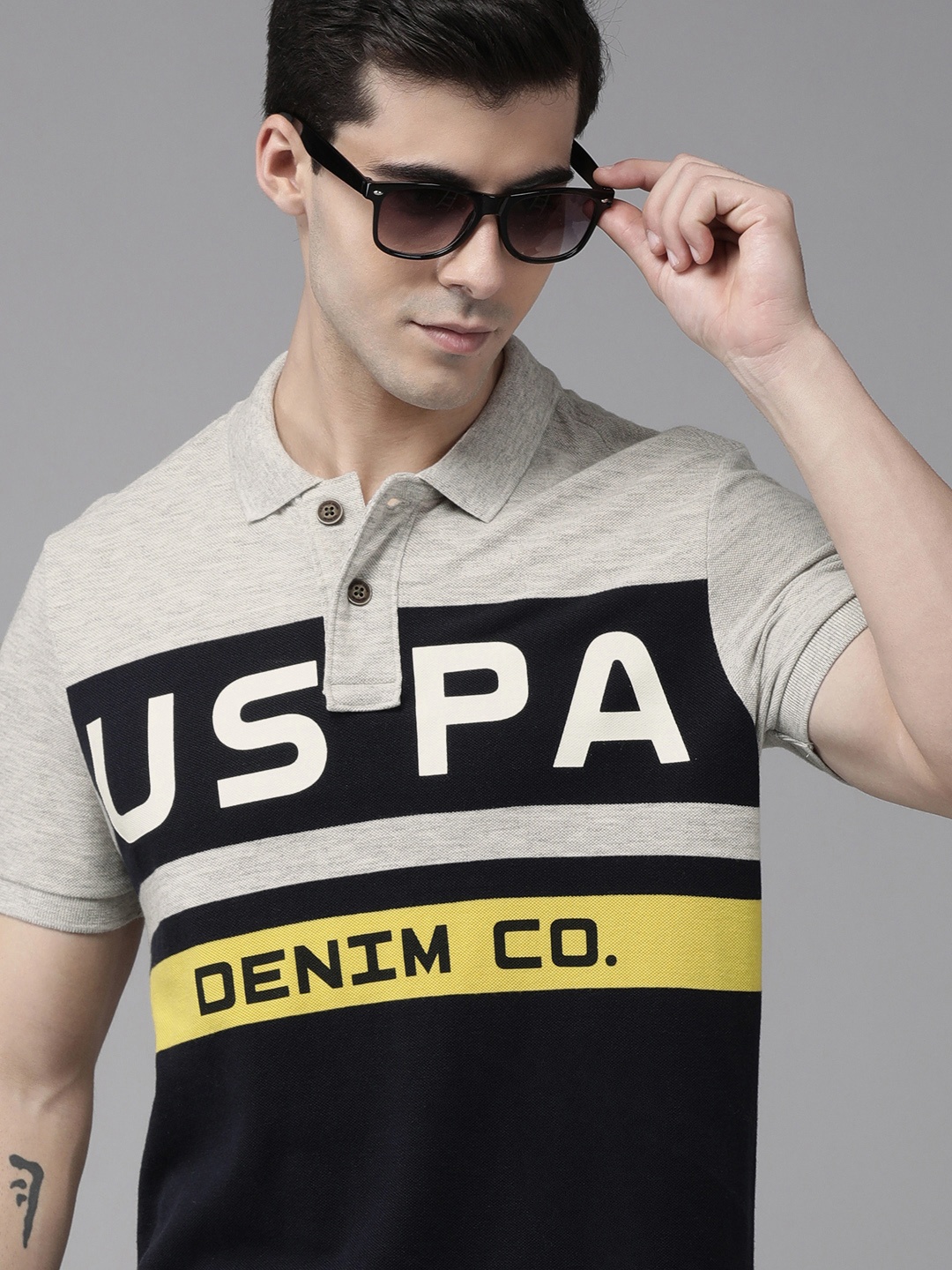 

U S Polo Assn Denim Co Men Grey Melange & Navy Blue Colourblocked Polo Collar T-shirt