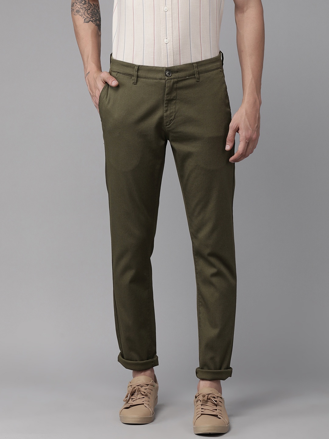 

U S Polo Assn Men Olive Green Textured Austin Trim Fit Trousers