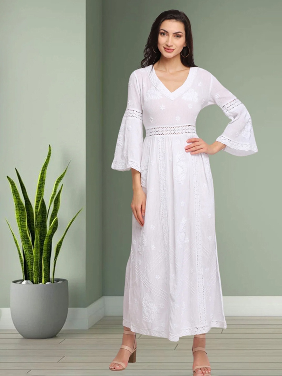 

PARAMOUNT CHIKAN Women Embroidered Lucknowi Chikankari Crepe Ethnic Dress, White