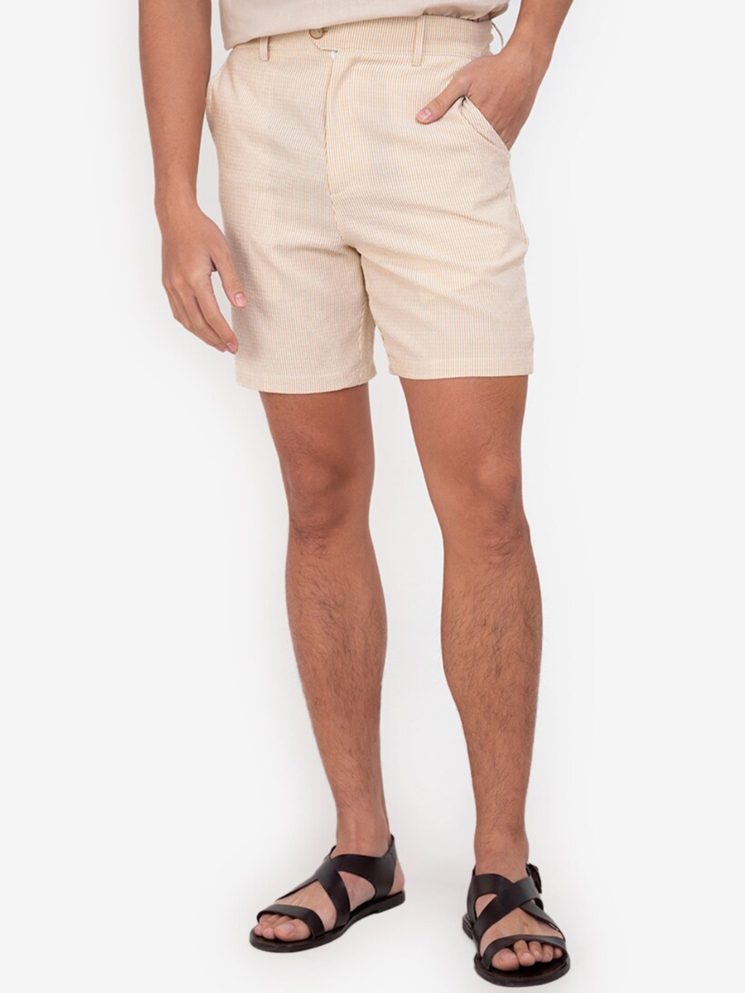 

ZALORA BASICS Men Cream-Coloured Striped Shorts