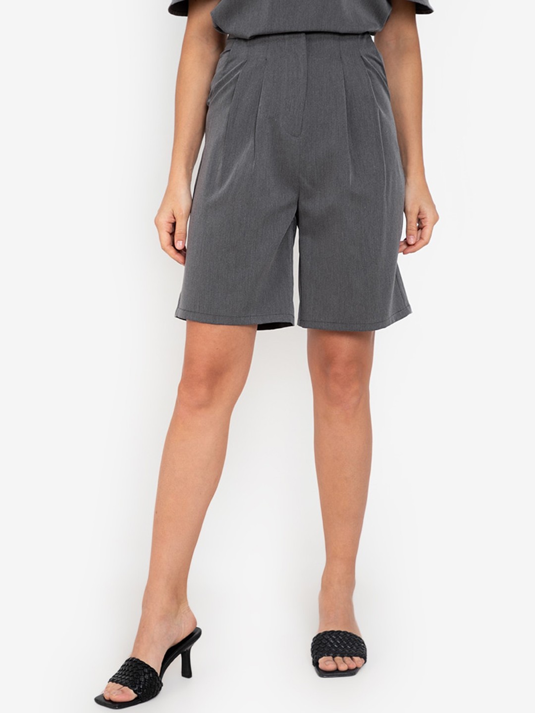 

ZALORA WORK Women Grey High-Rise Shorts