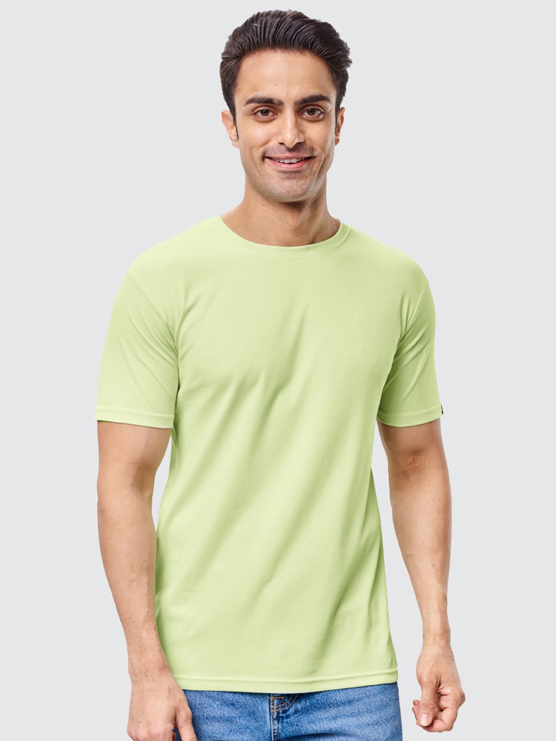 

The Souled Store Men Green Solid Cotton T-shirt