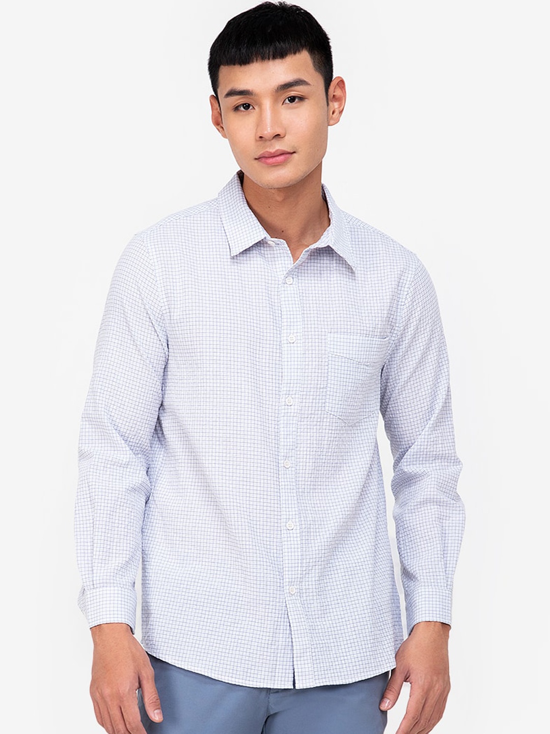 

ZALORA BASICS Men White Checked Regular Fit Pure Cotton Casual Shirt