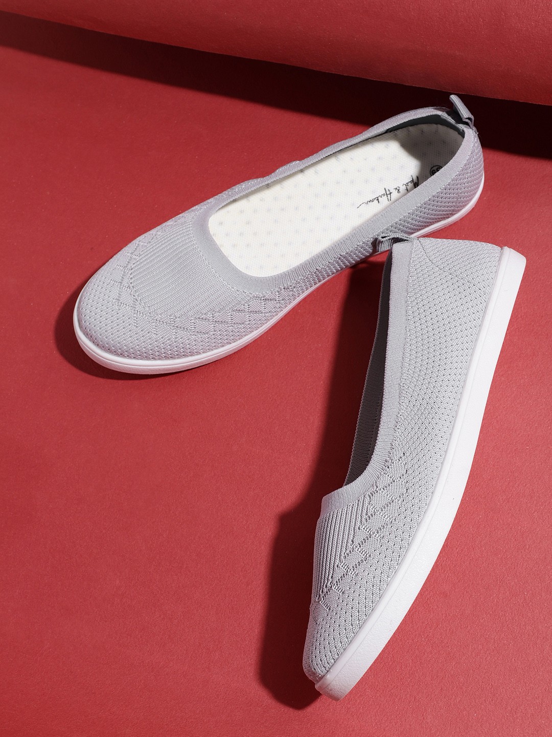 

Mast & Harbour Women Grey Woven Design Slip-On Sneakers
