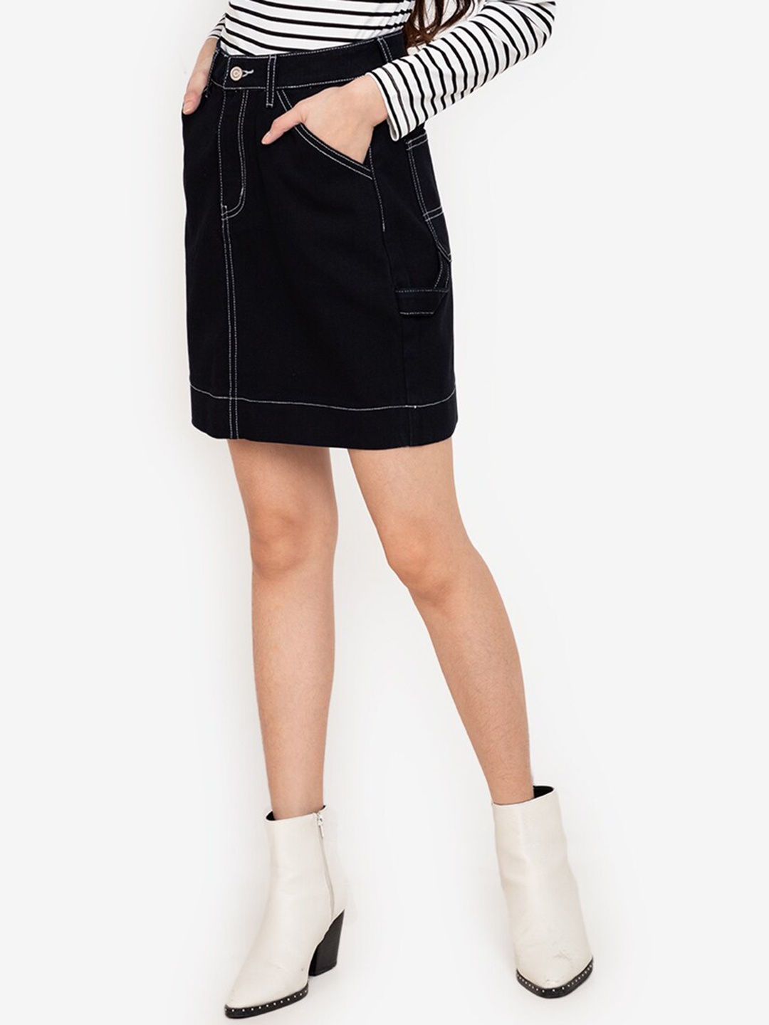 

ZALORA BASICS Women Black Solid Contrast Stitching Mini Pencil Skirt