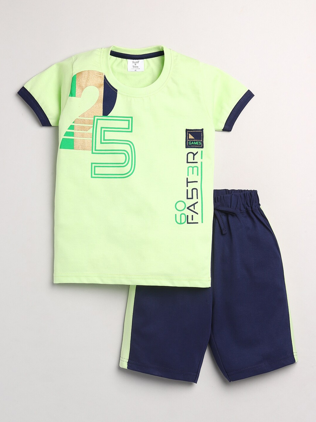 

Todd N Teen Boys Green & Navy Blue Printed Cotton T-shirt with Shorts