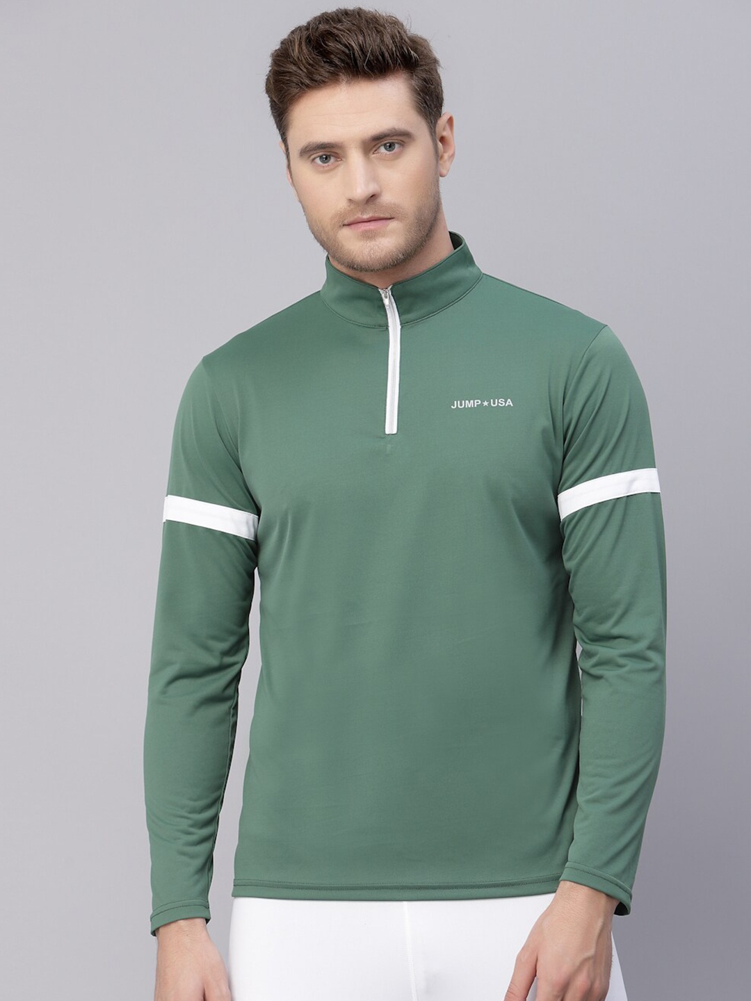 

JUMP USA Men Green High Neck Yoga Seamless T-shirt
