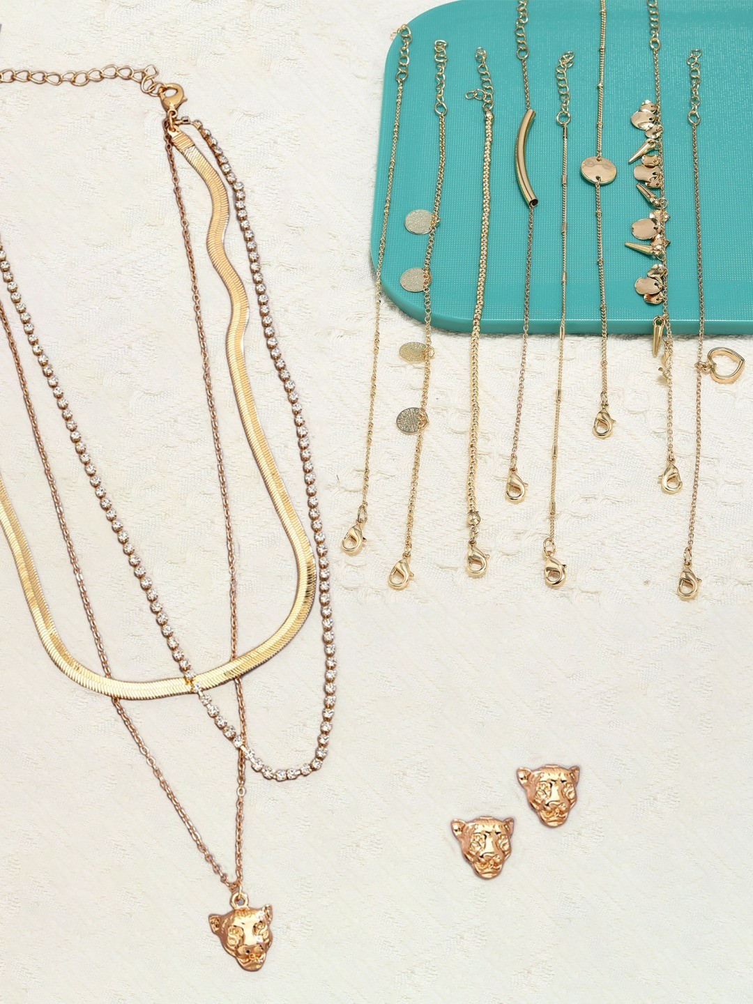 

Ami Gold-Toned & Silver-Toned Layered Jewellery Set