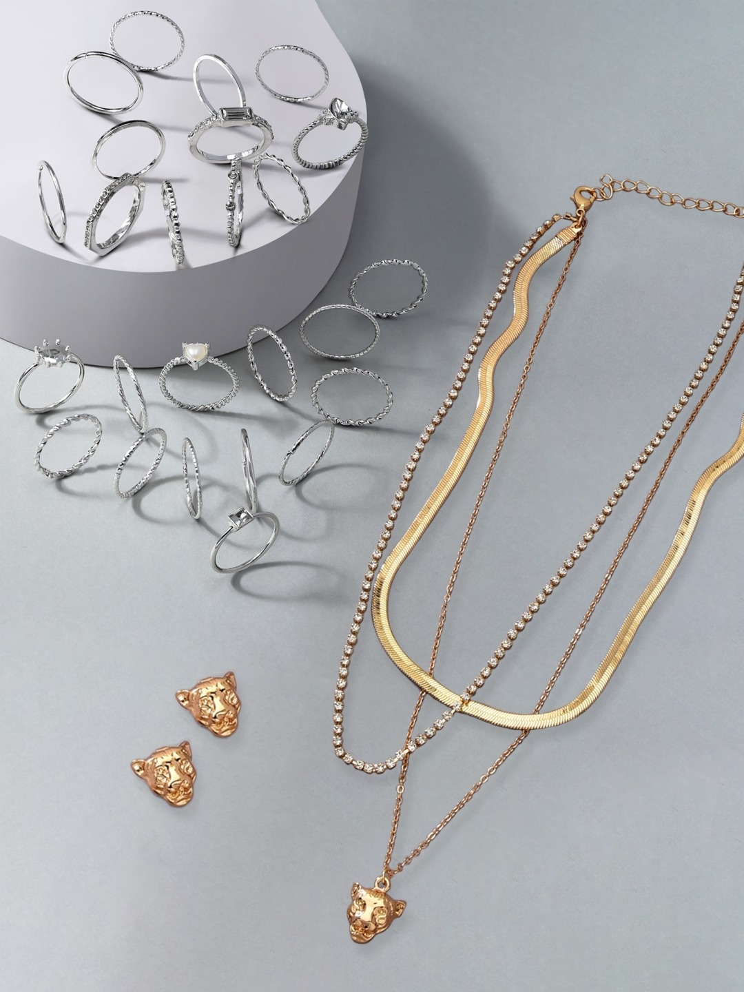 

Ami Gold-Toned & Silver-Toned Layered Jewellery Set