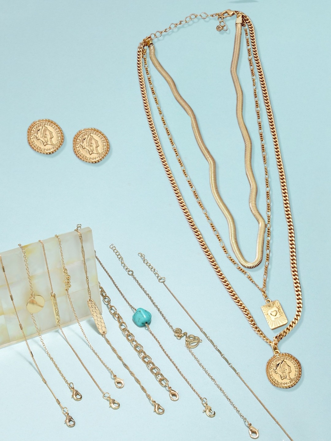 

AMI Gold-Plated Layered Chain With Earrings & Bracelet