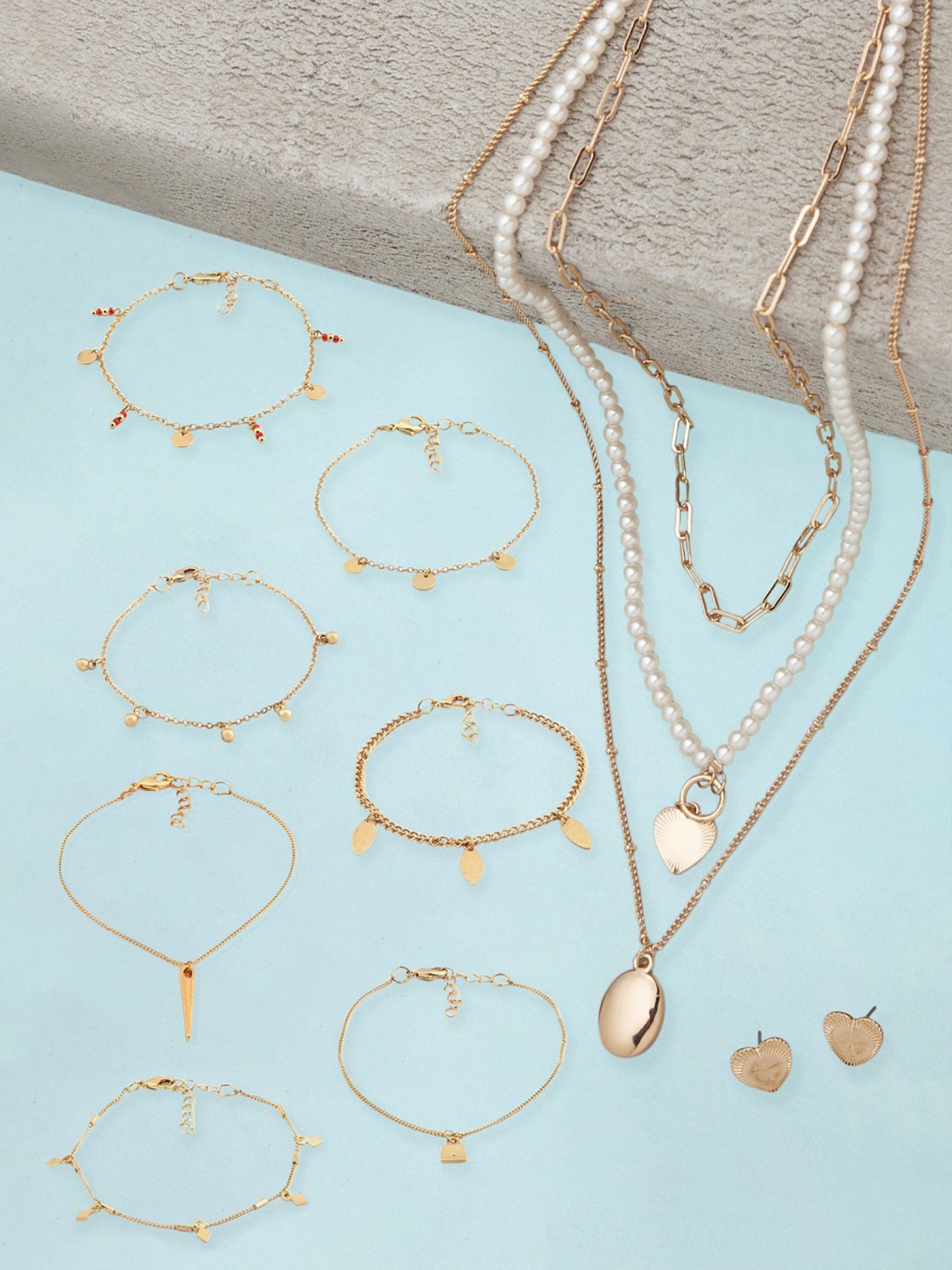 

AMI 8 Pcs Gold-Plated Layered Jewellery Set