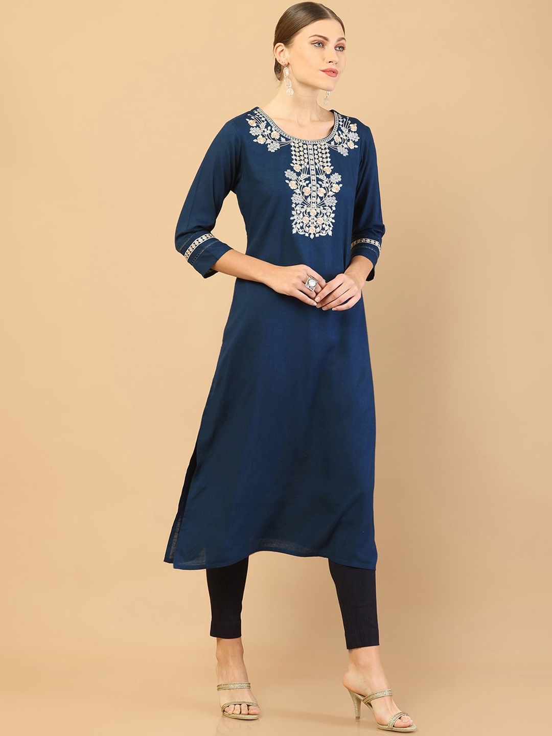 

Soch Women Teal Green Floral Embroidered Rayon Kurta