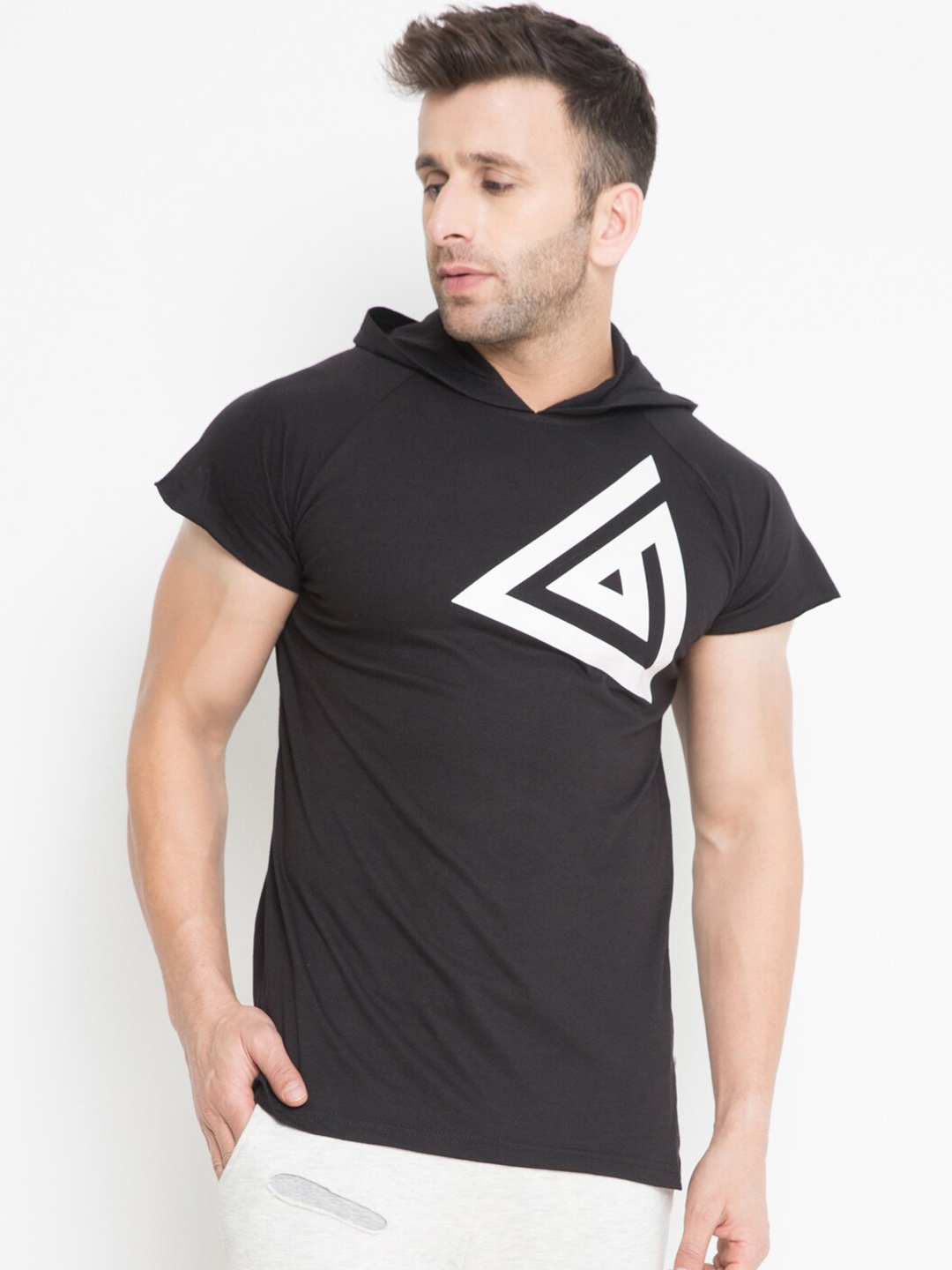 

Aesthetic Bodies Men Black & White Printed Hooded Sweatshirt