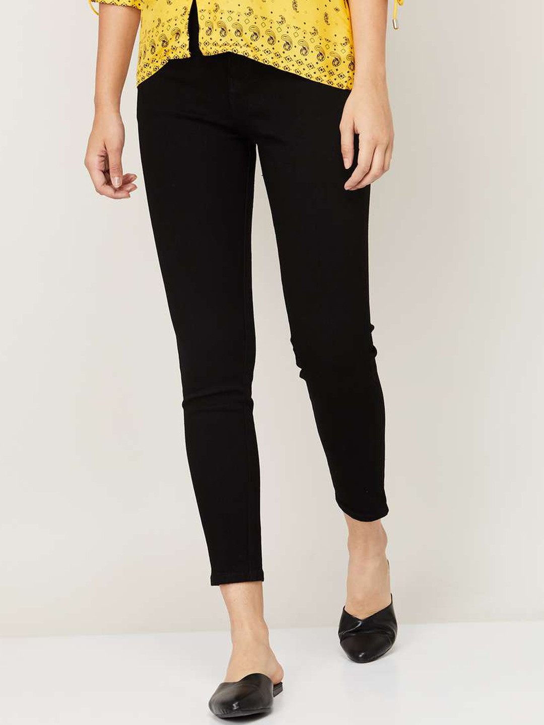 

Xpose Women Black Comfort Slim Fit High-Rise Stretchable Jeans