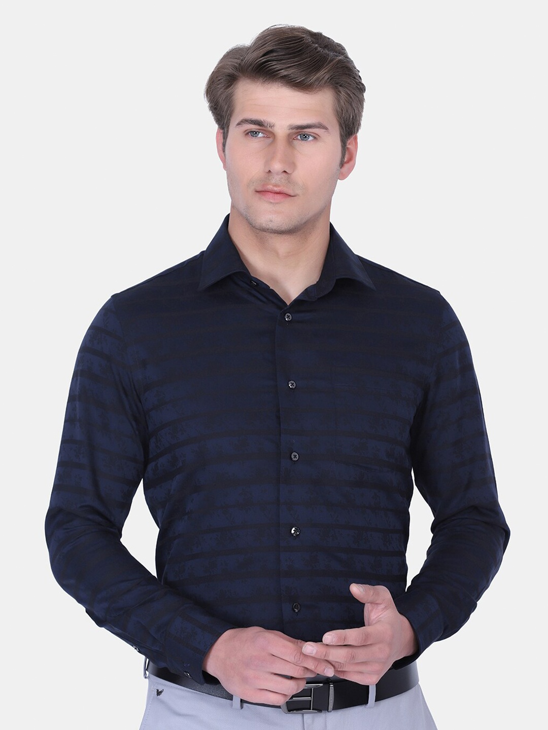 

Blackberrys Men Navy Blue India Slim Fit Horizontal Stripes Striped Cotton Formal Shirt