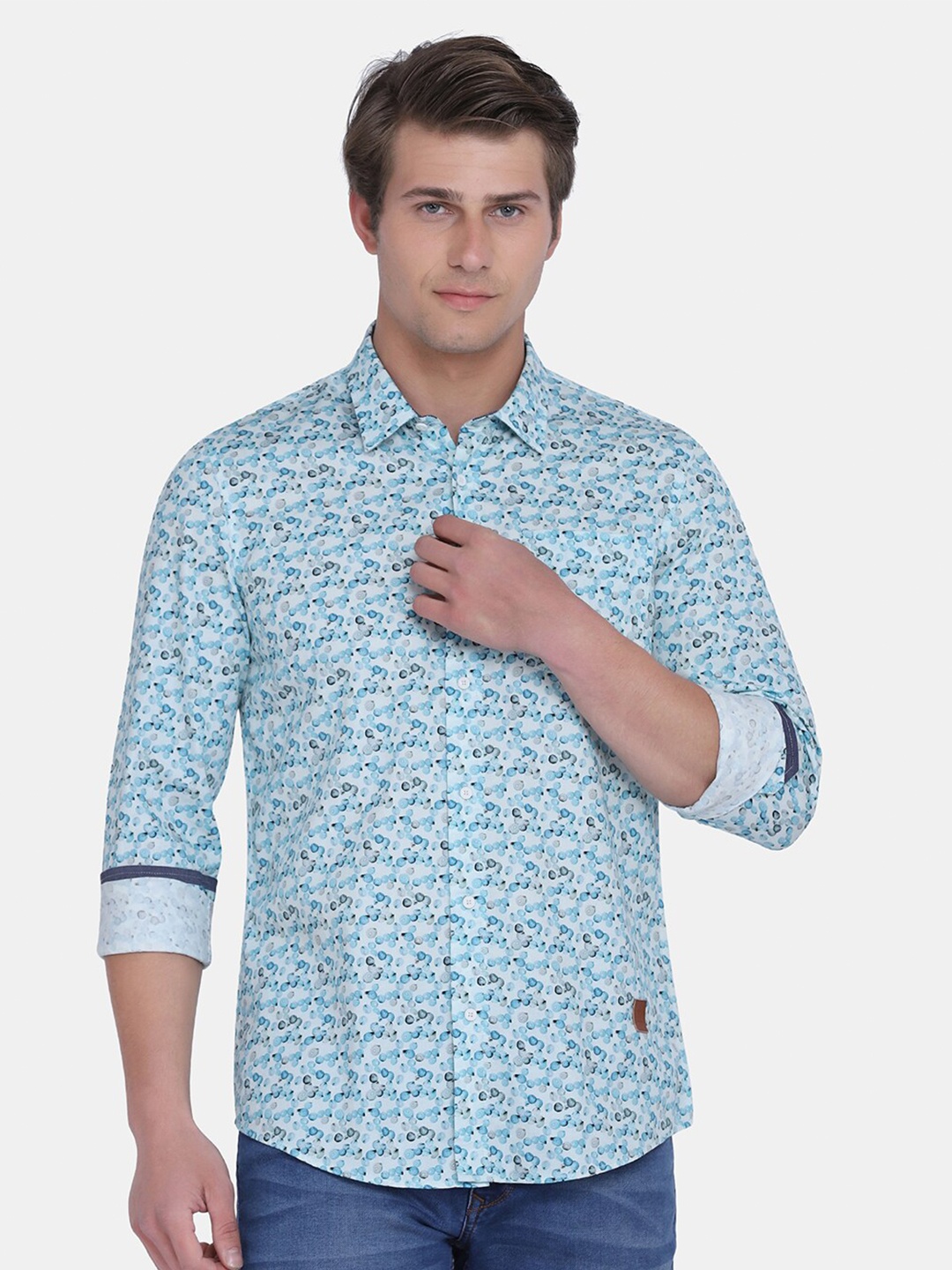 

Blackberrys Men Blue Phoenix Skinny Fit Printed Cotton Casual Shirt