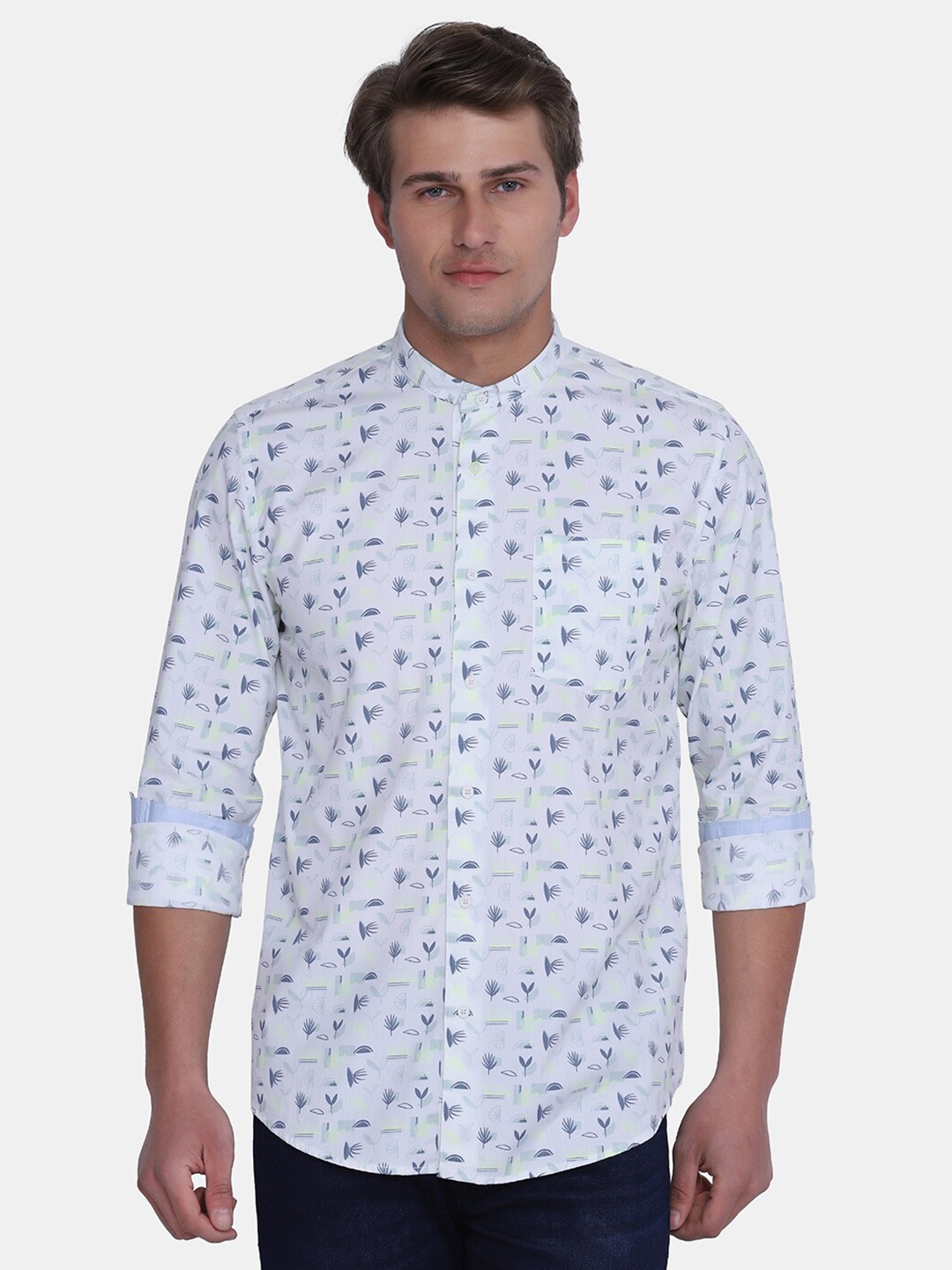 

Blackberrys Men Blue Phoenix Skinny Fit Printed Cotton Casual Shirt