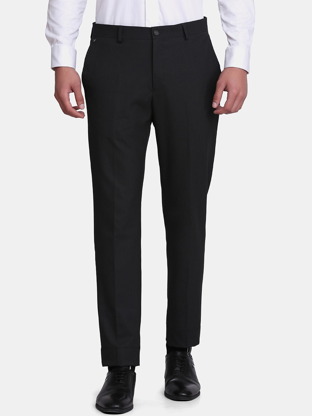 

Blackberrys Men Black Arise Regular Fit Trousers