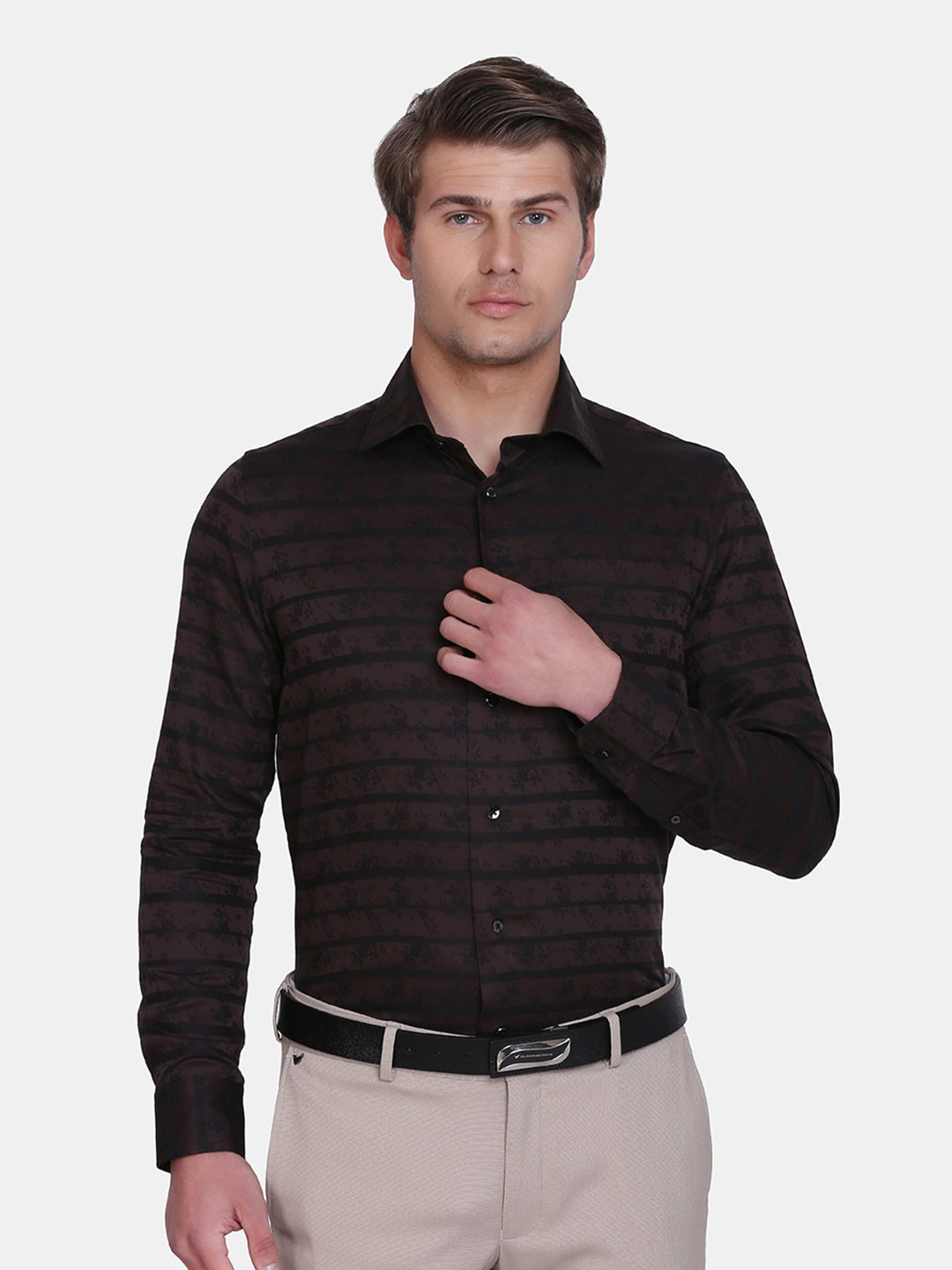 

Blackberrys Men Brown India Slim Fit Horizontal Striped Cotton Formal Shirt