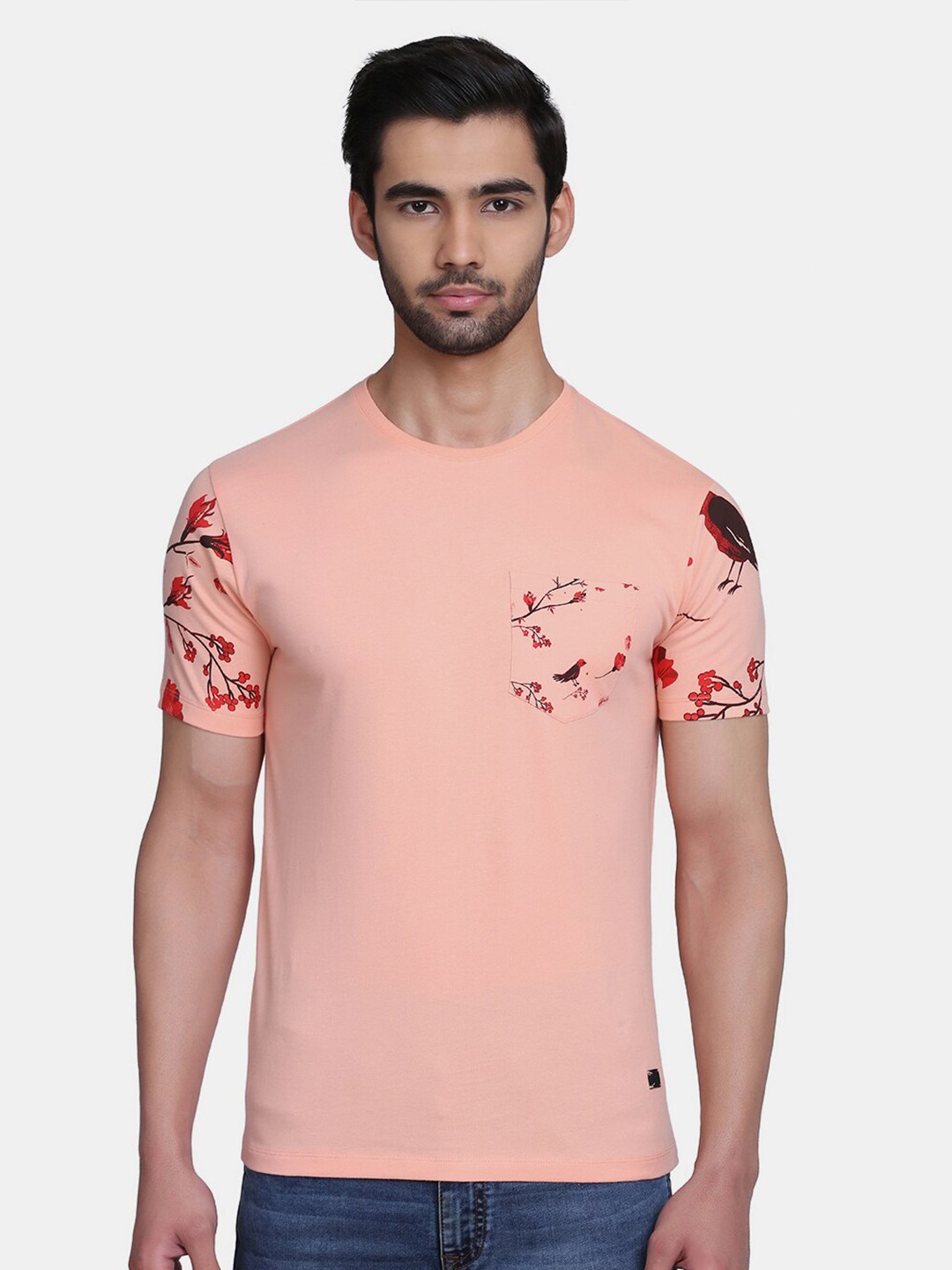 

Blackberrys Men Peach-Coloured Floral Printed Slim Fit Cotton T-shirt