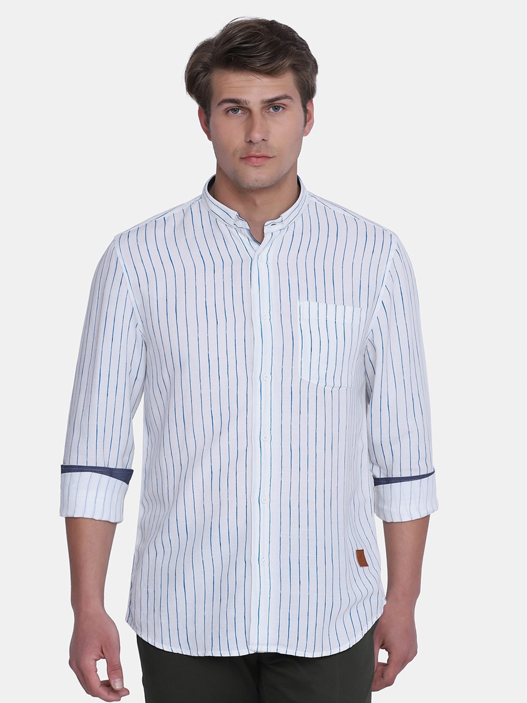 

Blackberrys Men Blue Slim Fit Striped Casual Shirt