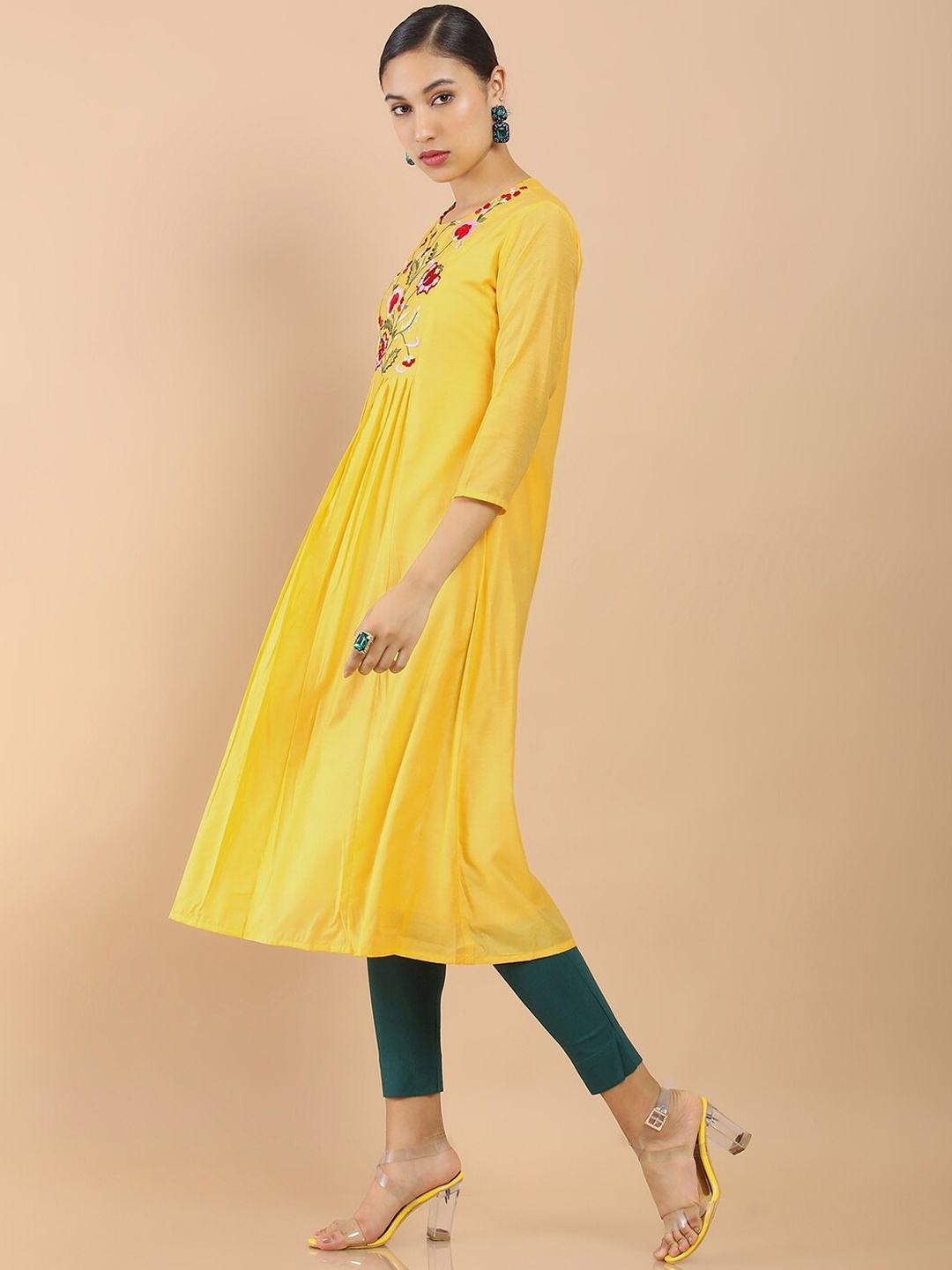 

Soch Women Yellow Embroidered Flared Sleeves Thread Work Anarkali Chanderi Kurta