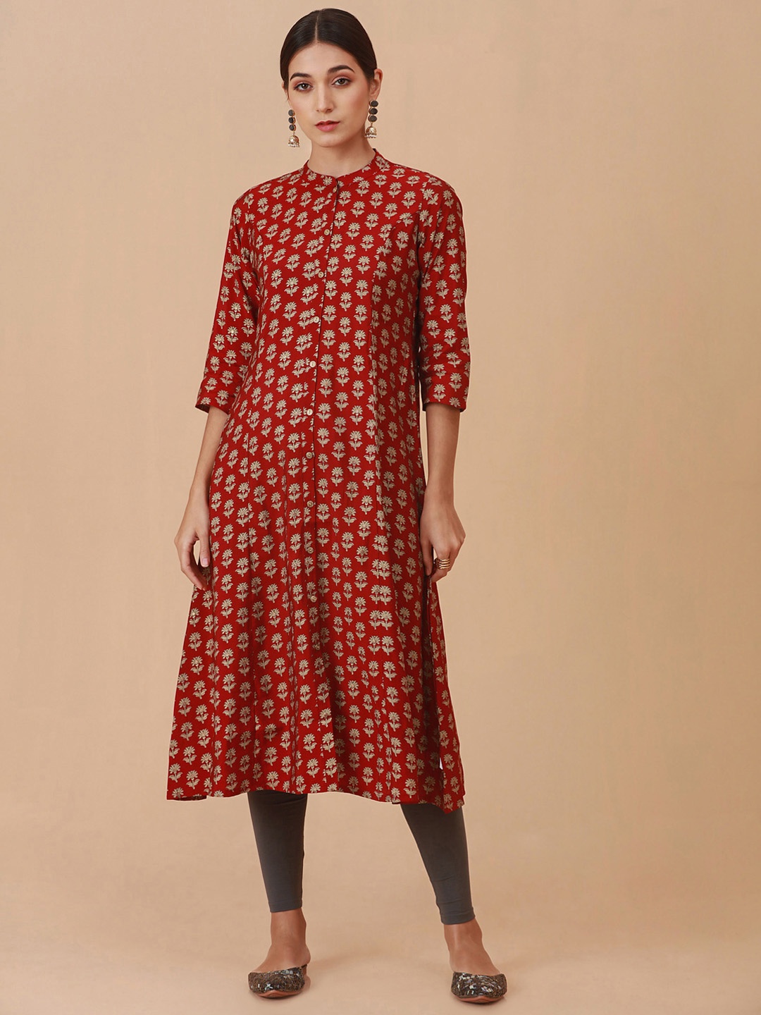 

Soch Women Maroon Floral Printed Chanderi Kurta