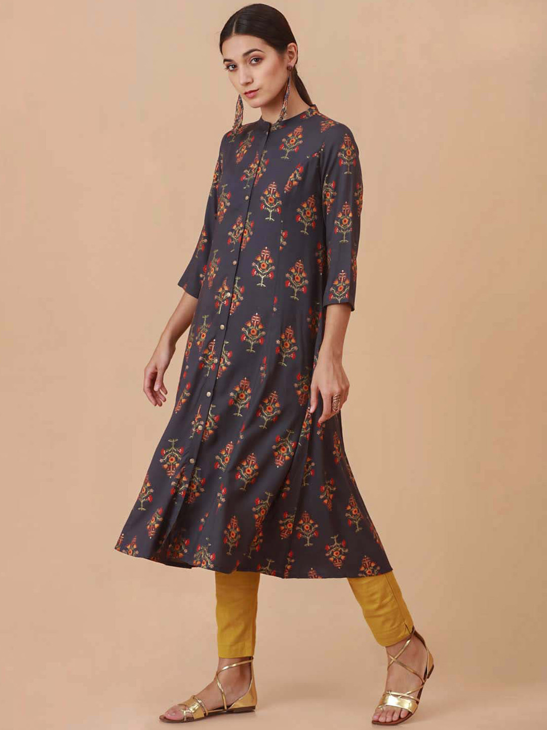 

Soch Women Navy Blue & Coral Ethnic Motifs Printed Kurta