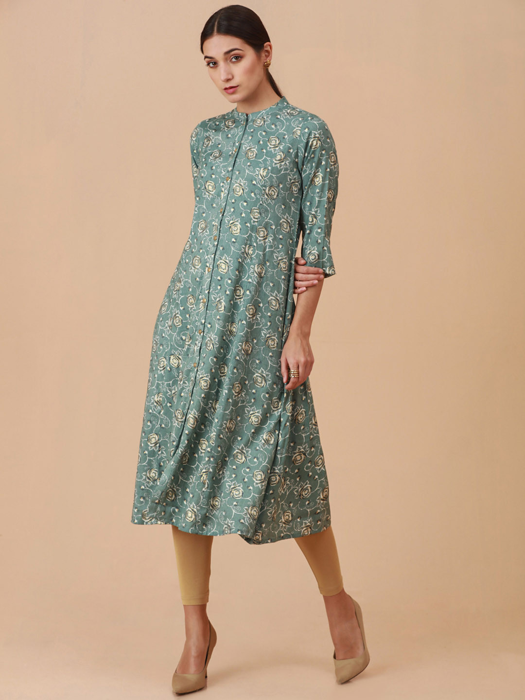 

Soch Women Grey Embroidered Keyhole Neck Flared Sleeves Anarkali Rayon Kurta