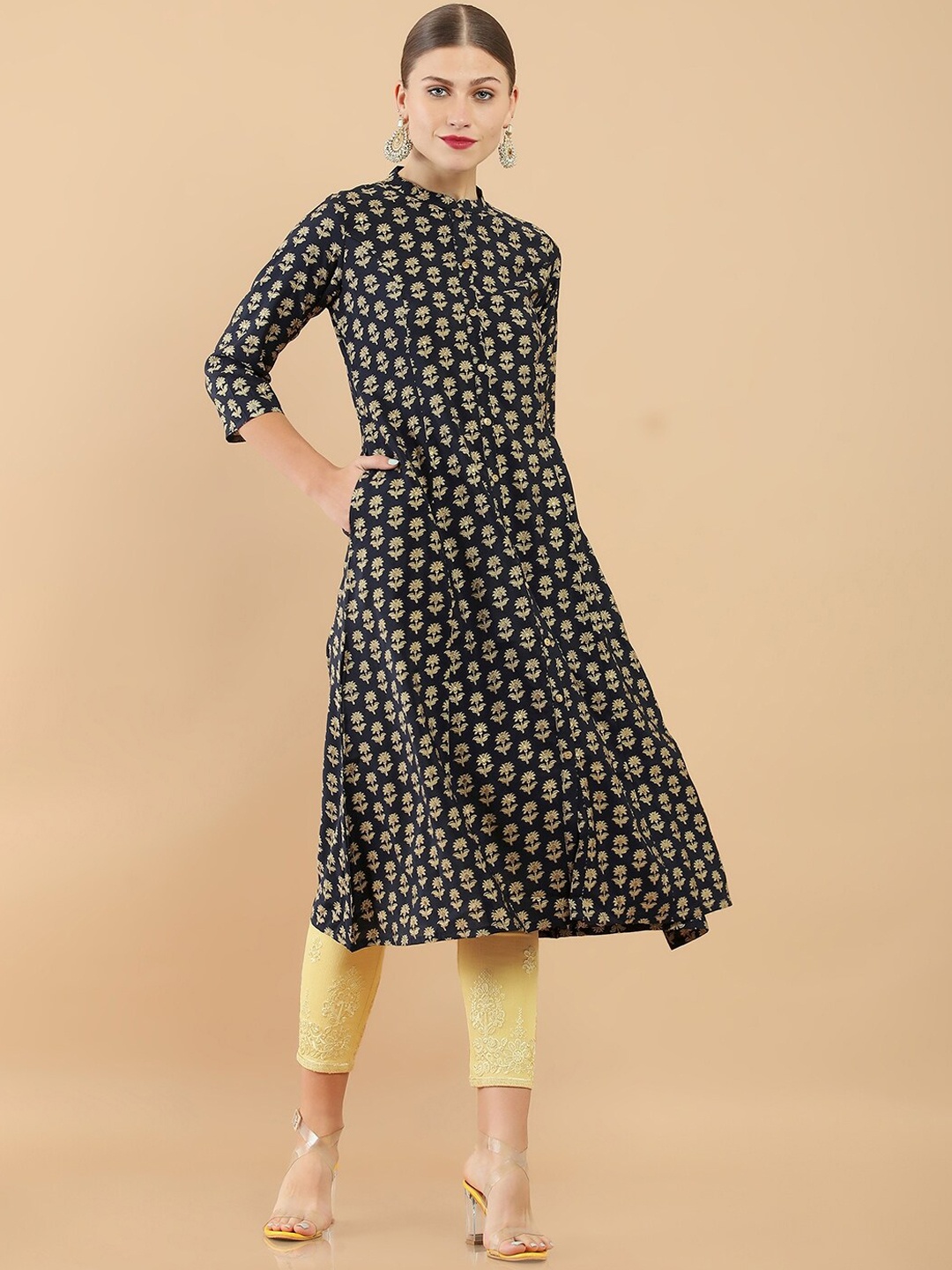 

Soch Women Navy Blue & Beige Chanderi Floral Printed Kurta