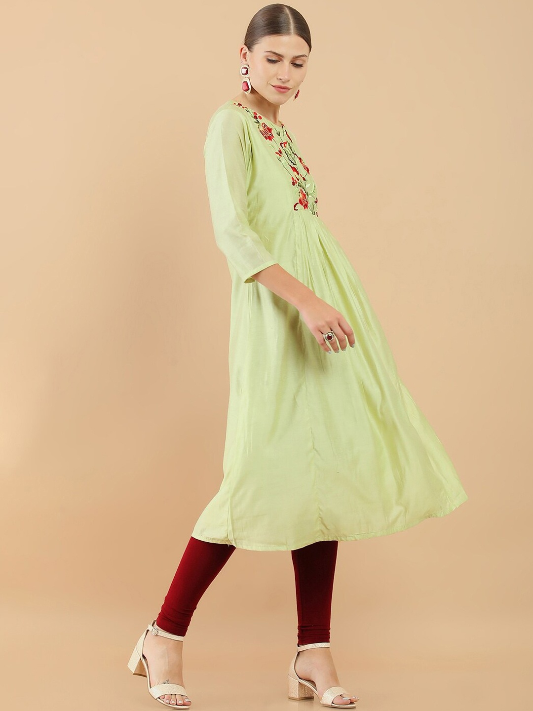 

Soch Women Green Chanderi Embroidered Kurta