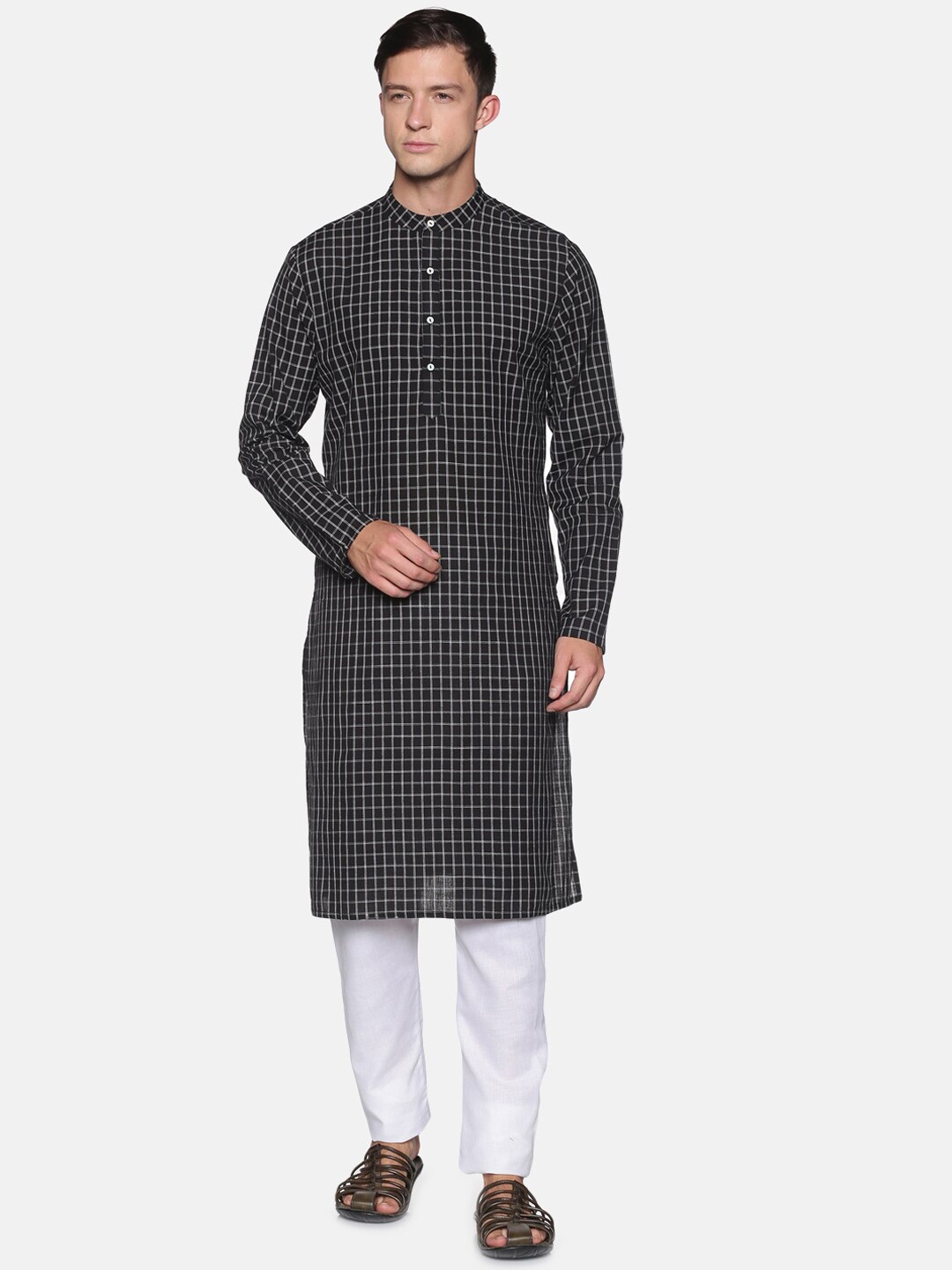 

Saffron Threads Men Black Pure Cotton Kurta with Pyjamas