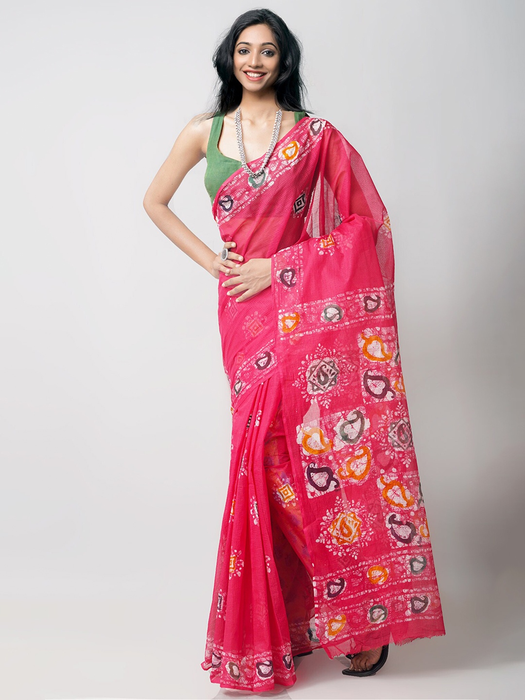 

Unnati Silks Pink & Black Batik Pure Cotton Handloom Kota Saree