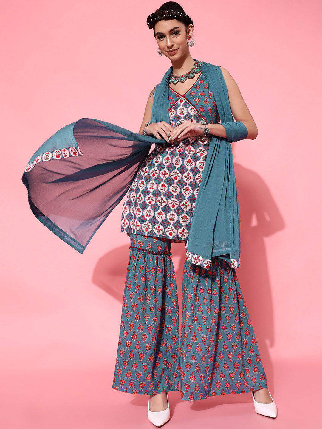 

STREET 9 Women Blue Floral Printed Pure Cotton Kurta with Sharara & Dupatta