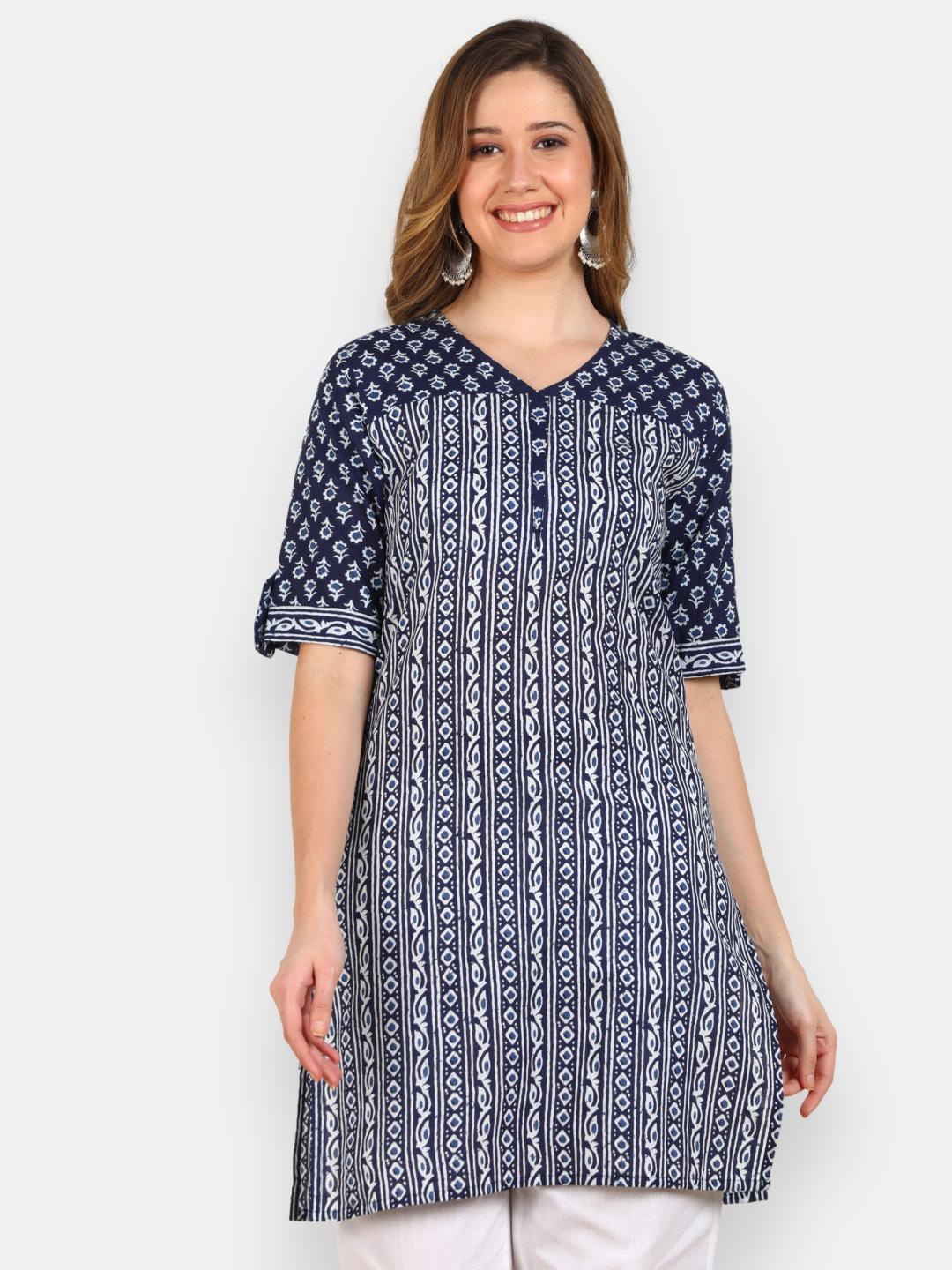 

VEDANA Navy Blue & White Ethnic Motifs Printed V-Neck Pure Cotton Kurti