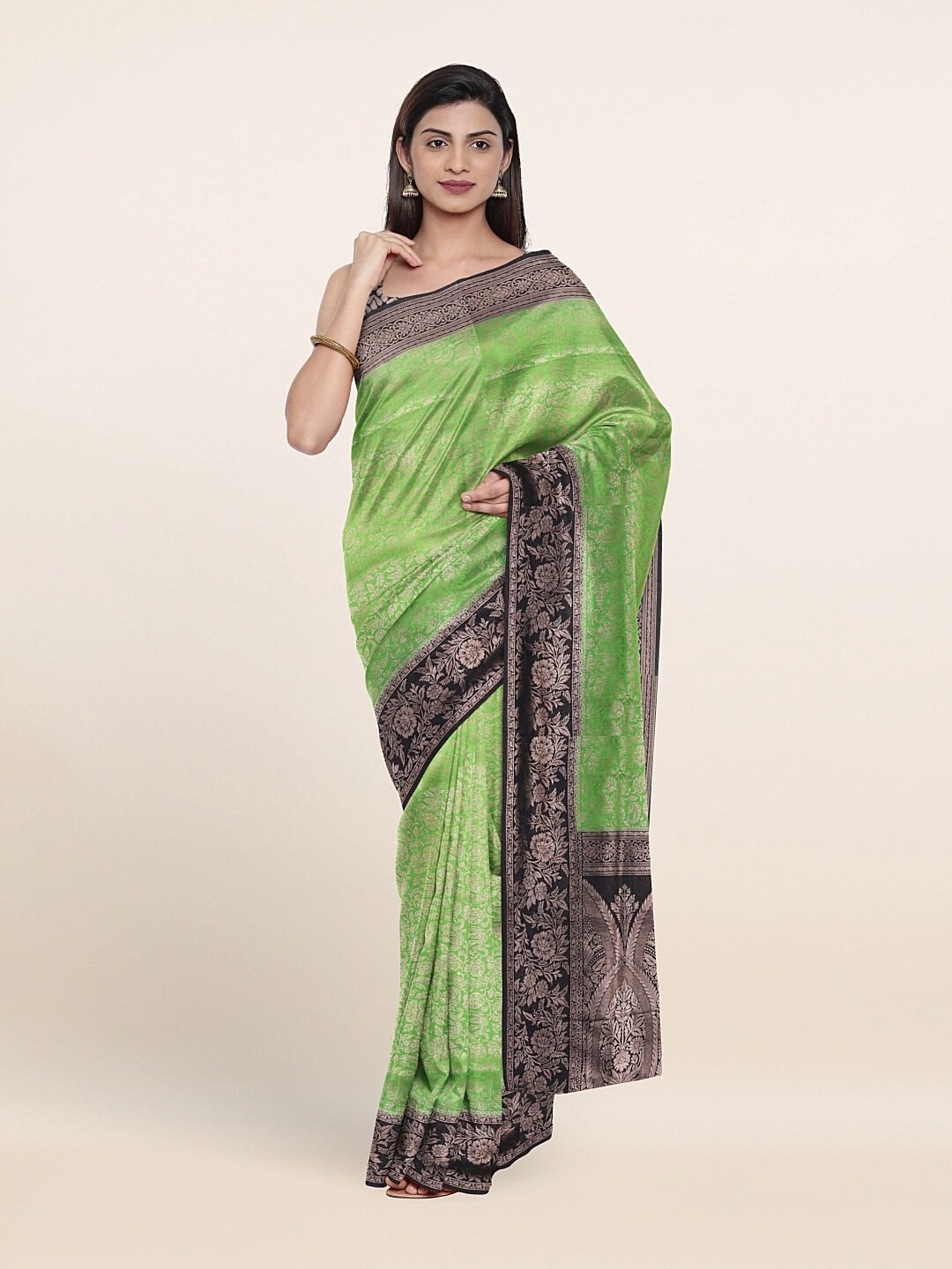 

Pothys Women Green Ethnic Motifs Printed Repper Silk Sarees