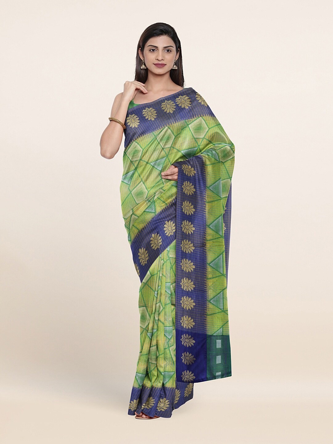 

Pothys Women Green Geometric Printed Saree