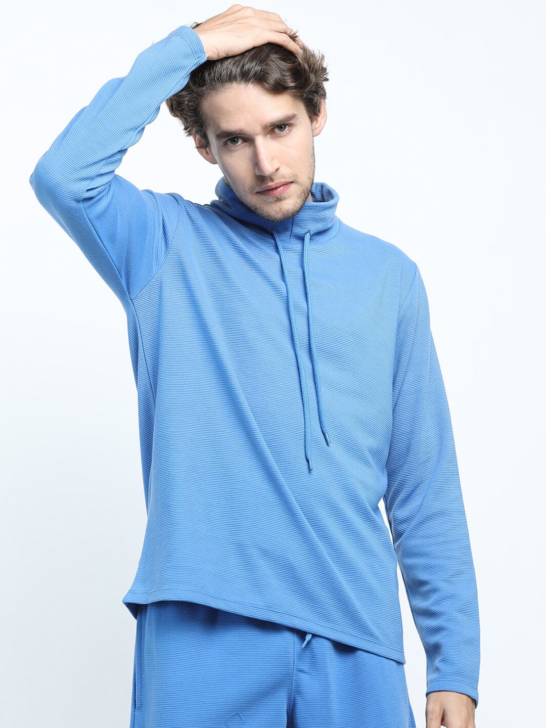 

KETCH Men Blue Structured Extended Sleeves Regular Fit T-shirt