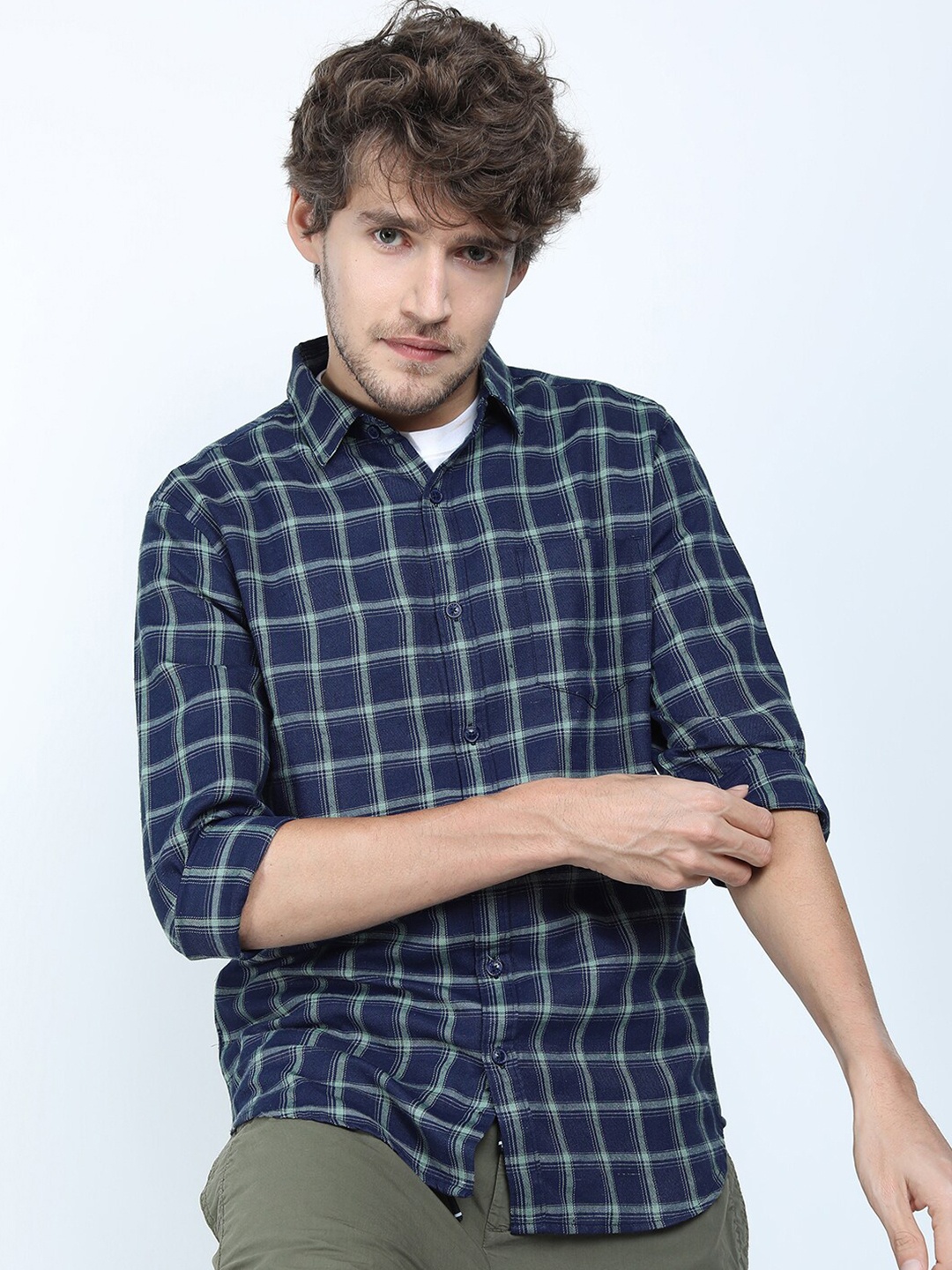 

KETCH Men Navy Blue & Green Slim Fit Checked Casual Shirt