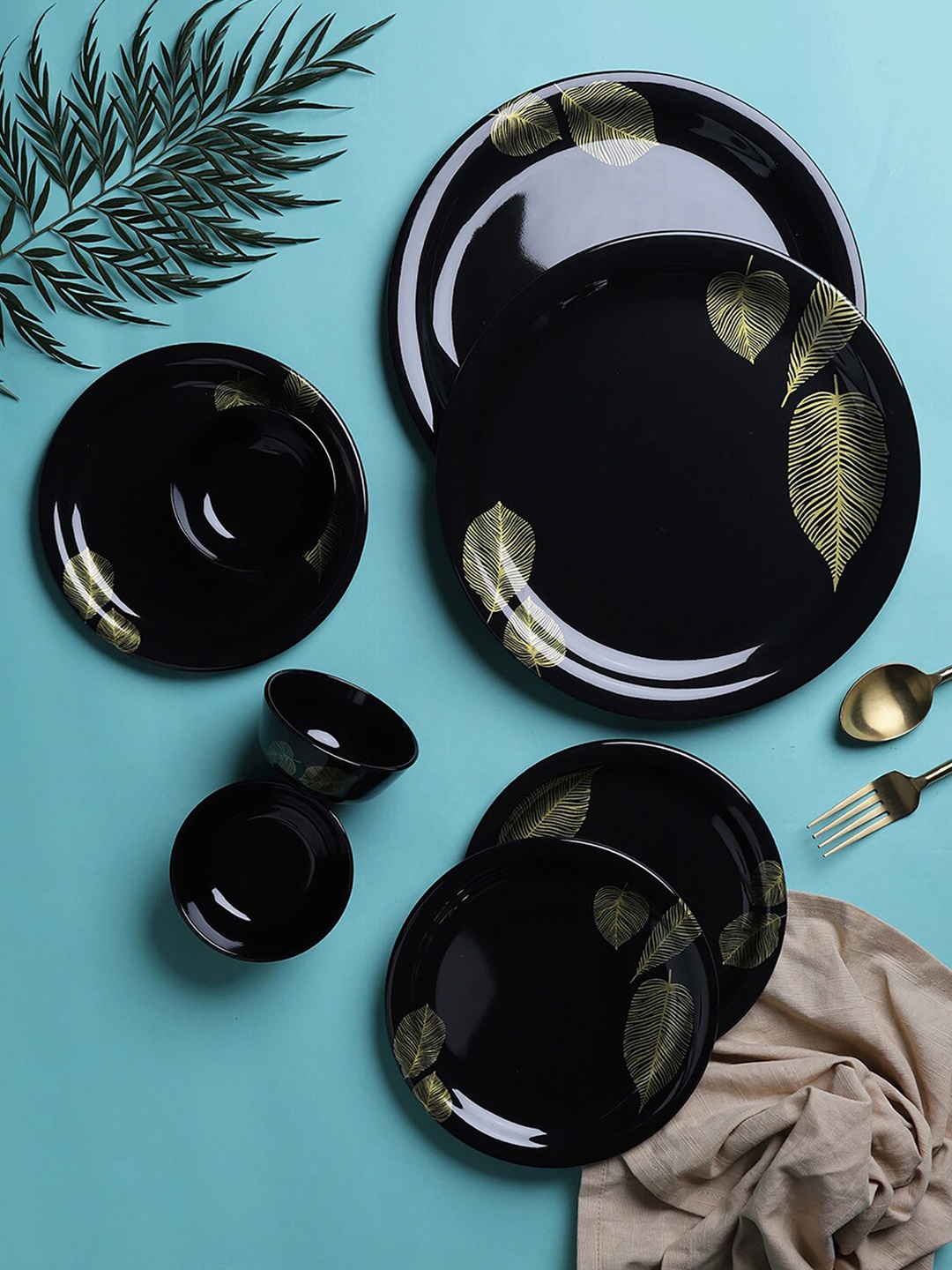 

Servewell Black & Gold-Toned 24 Pieces Floral Printed Melamine Glossy Dinner Set