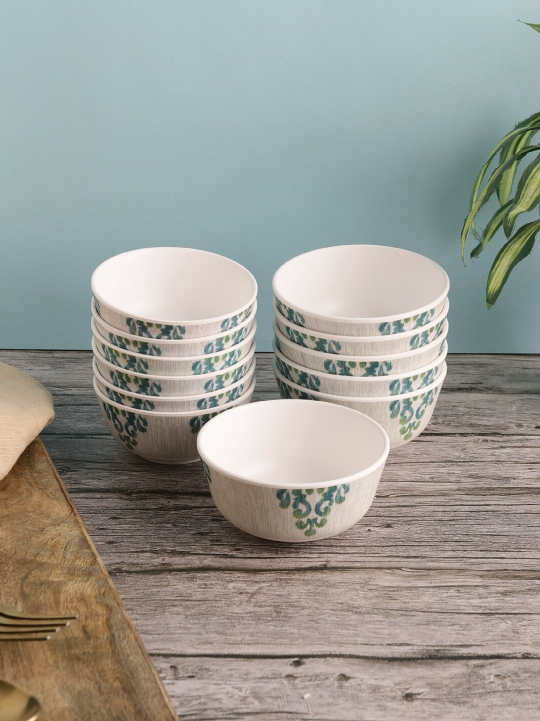 

Servewell White & Green 12 Pieces Printed Melamine Glossy Bowls