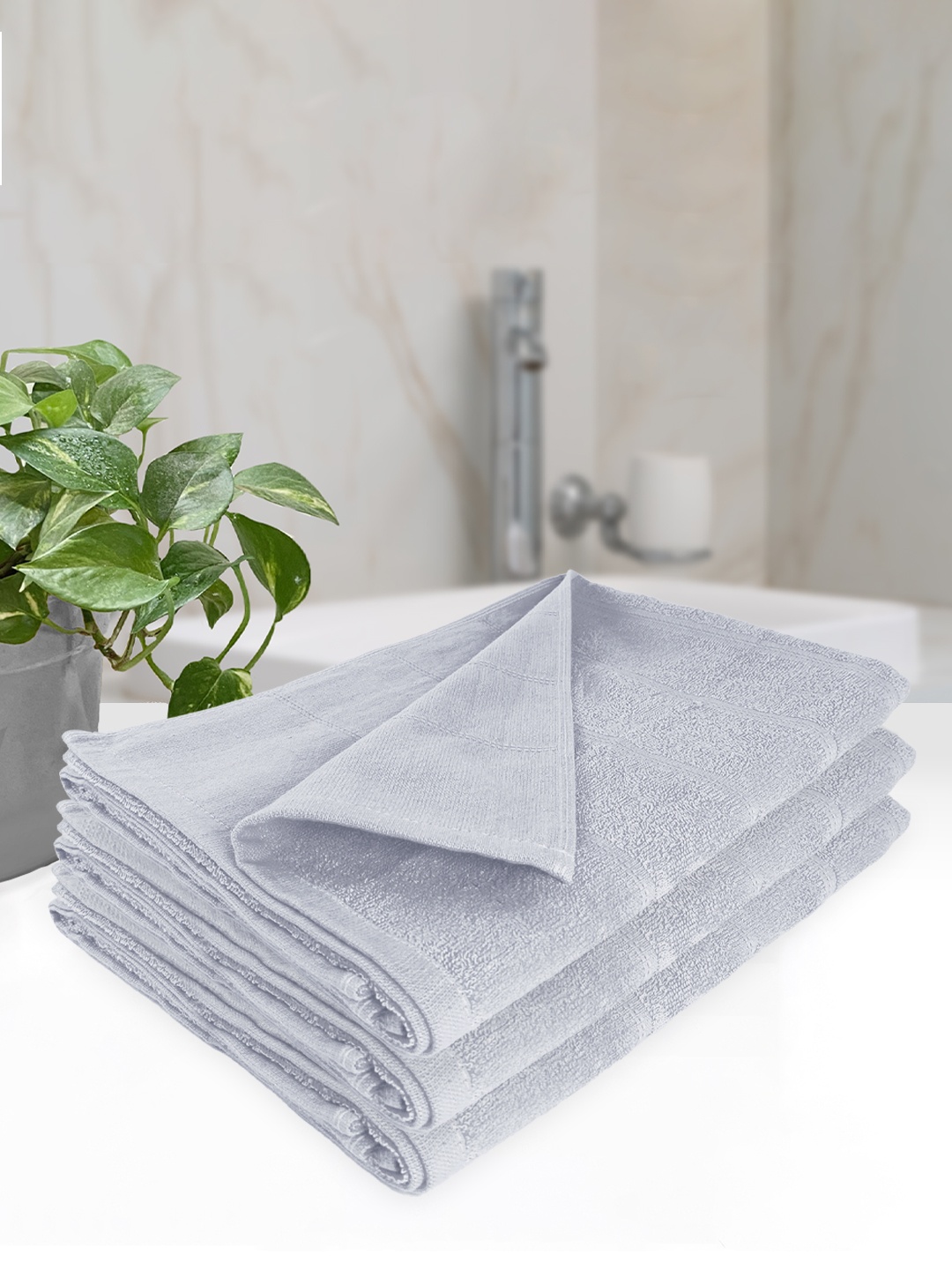 

Heelium Pack of 3 Grey 250 GSM Anti-Bacterial Bath Towels