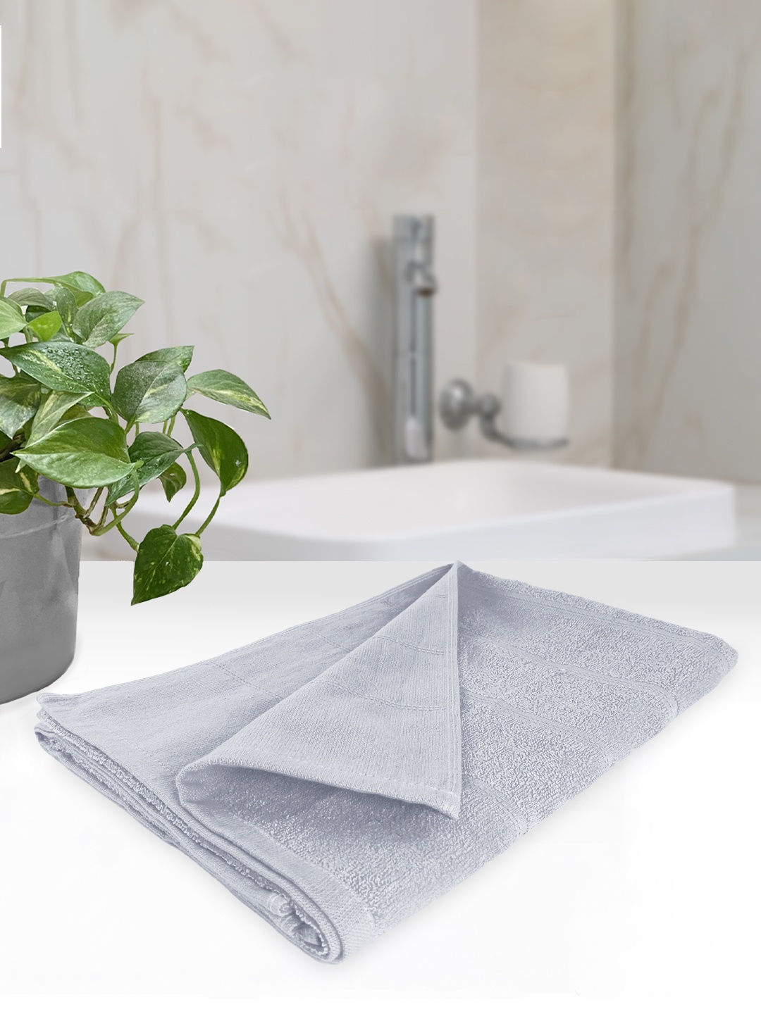 

Heelium Grey Solid 250GSM Bath Towel