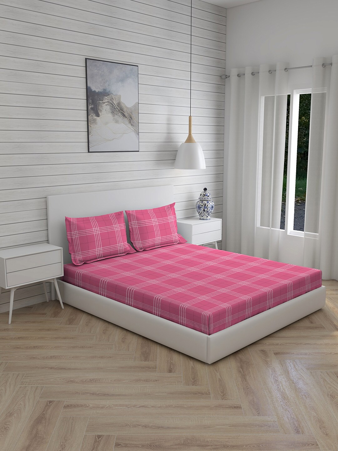 

Layers Pink Checked Printed 144 TC King Bedsheet with 2 Pillow Covers
