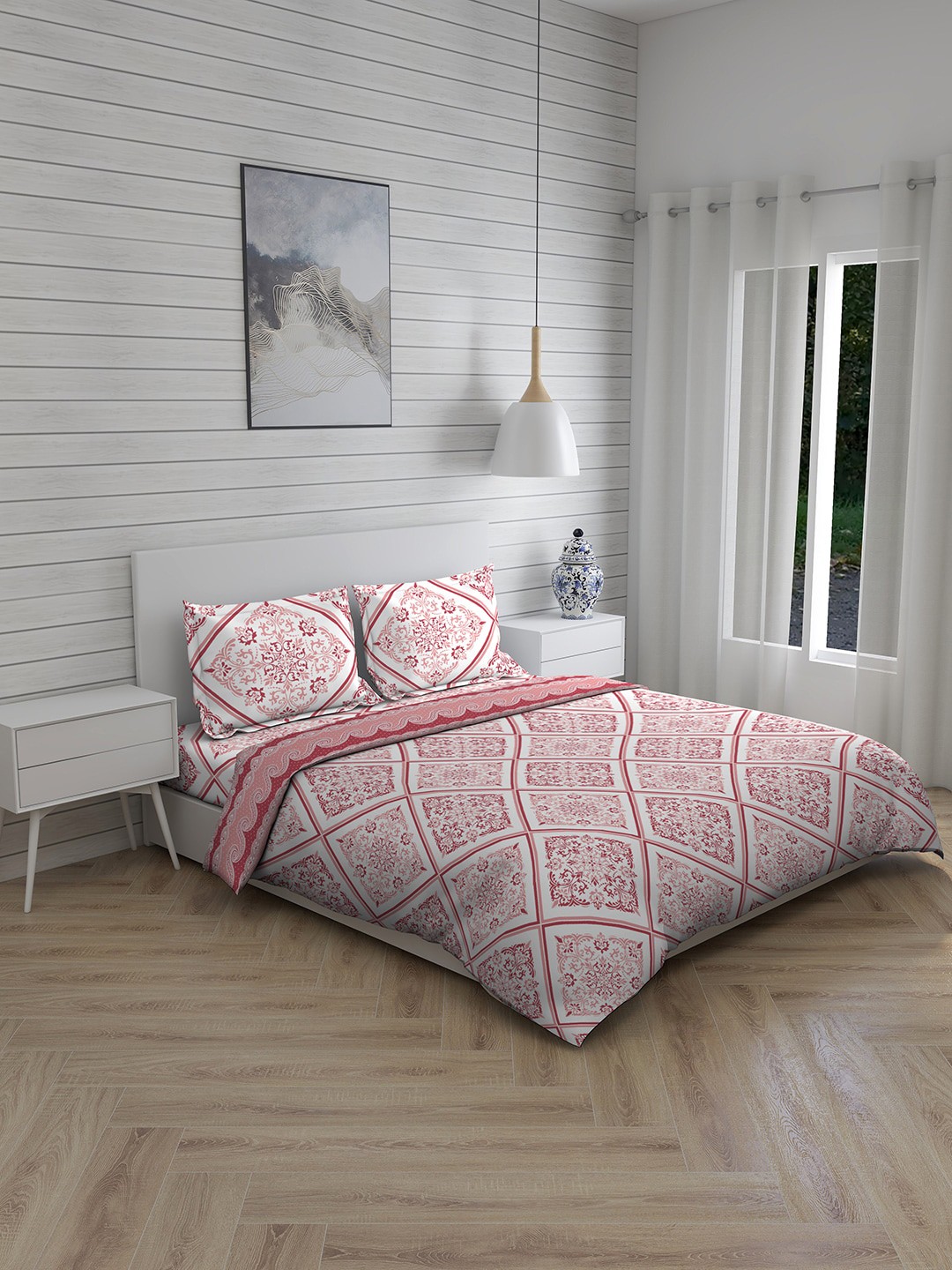 

Layers Pink & White Printed Double Queen Pure Cotton Bedding Set