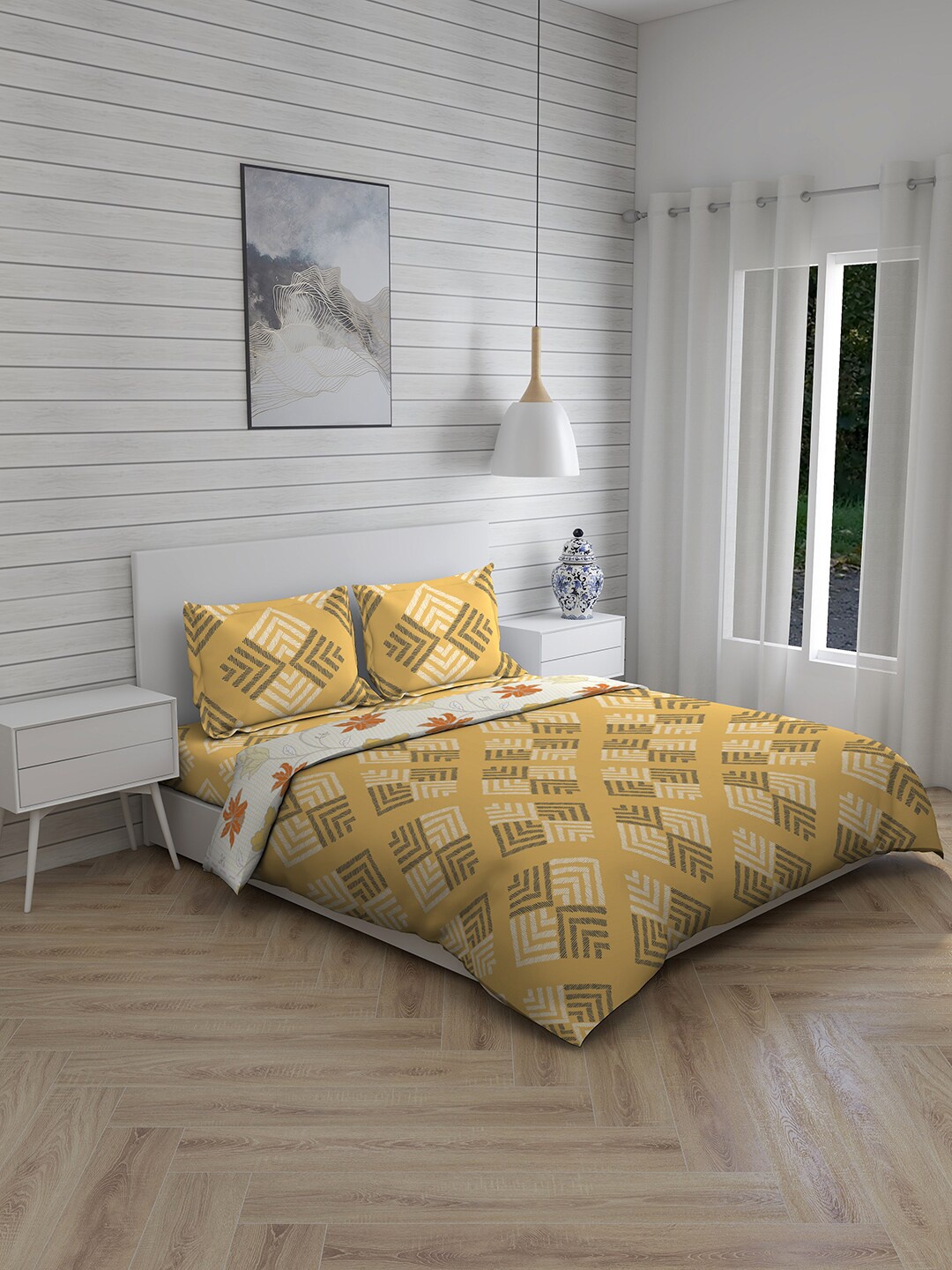 

Layers Yellow & White Printed Cotton Double Queen Bedding Set