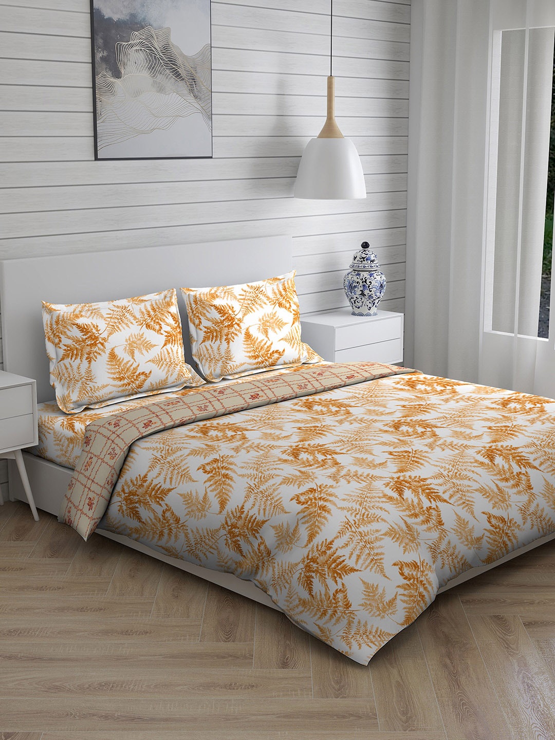 

Layers Beige & White Floral Printed Cotton Bedding Set