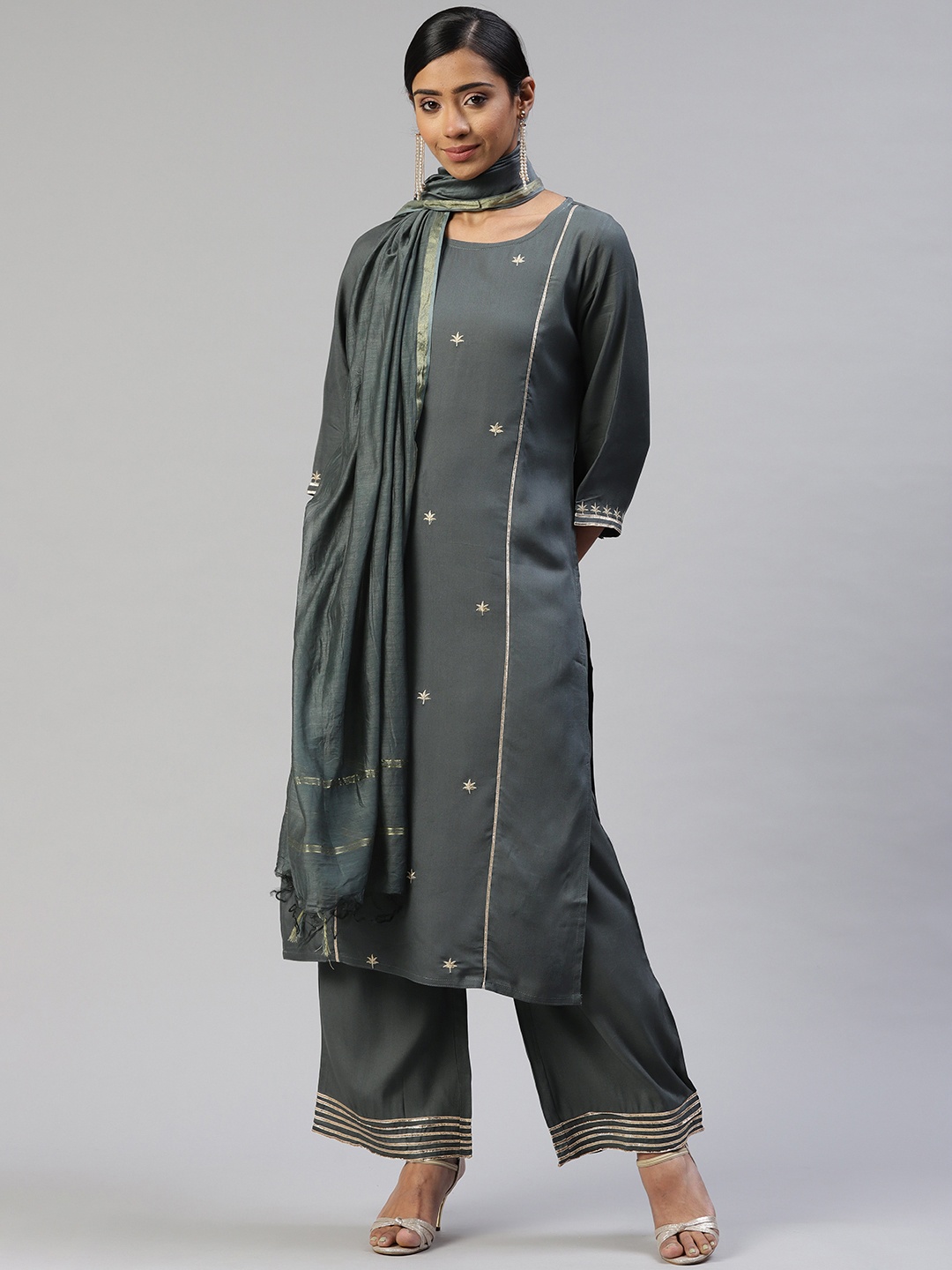 

SVARCHI Women Charcoal Grey Embroidered Gotta Patti Kurta with Palazzos & With Dupatta