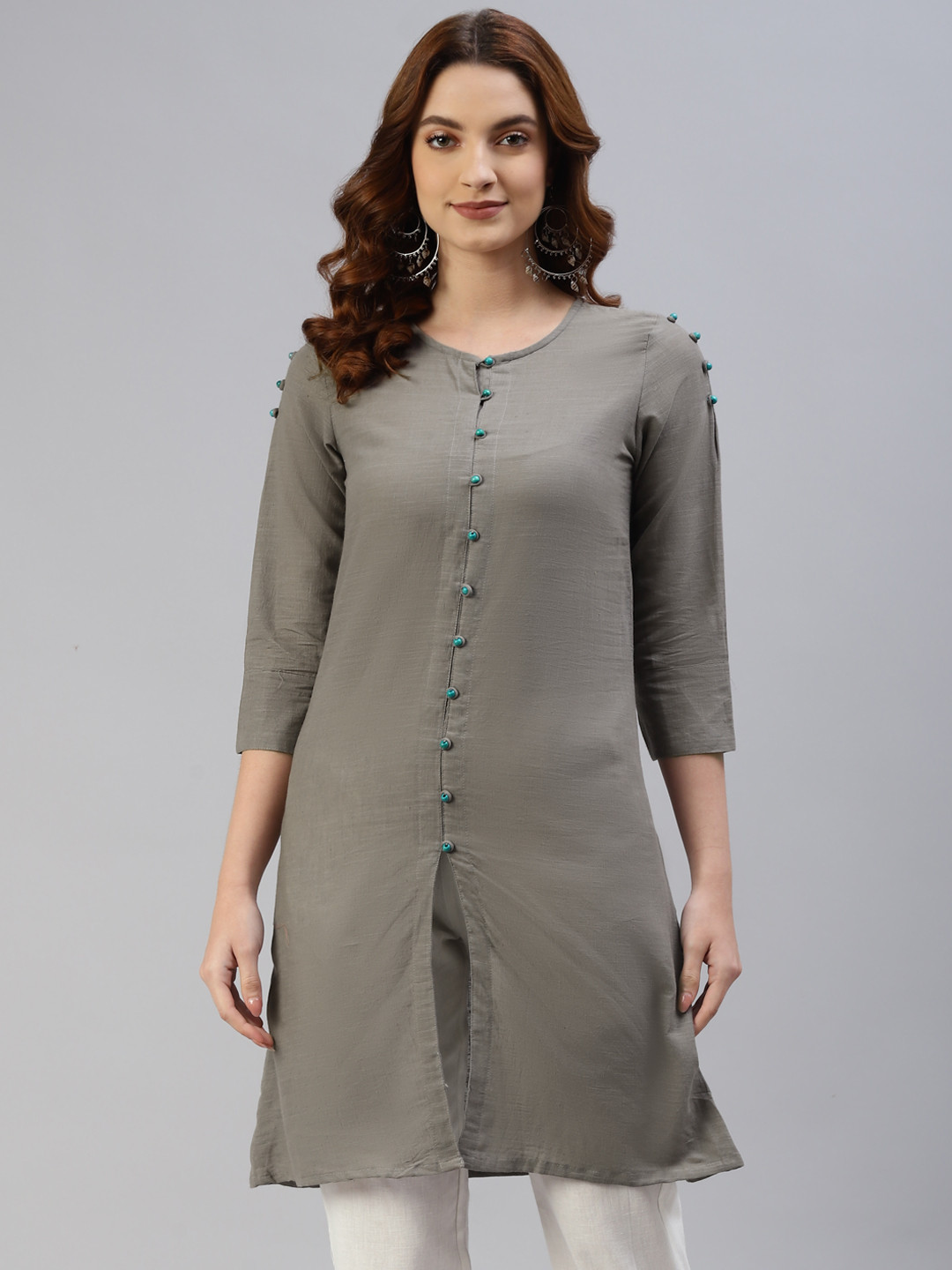 

SVARCHI Women Grey Solid Tunic