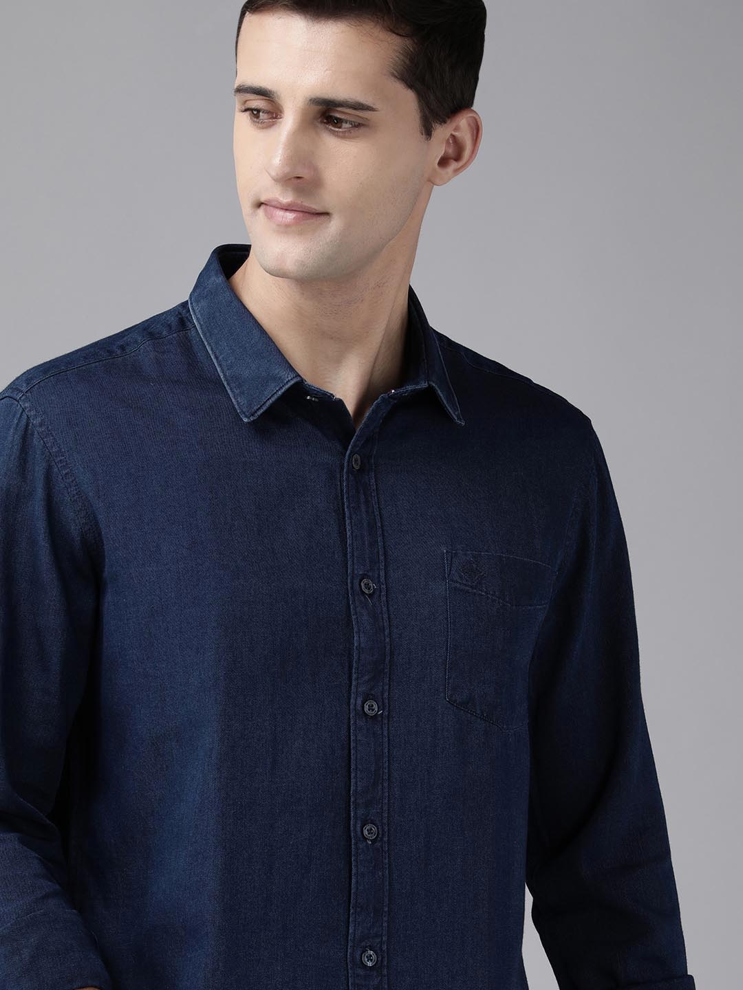 

Arrow Men Navy Blue Slim Fit Casual Pure Cotton Shirt